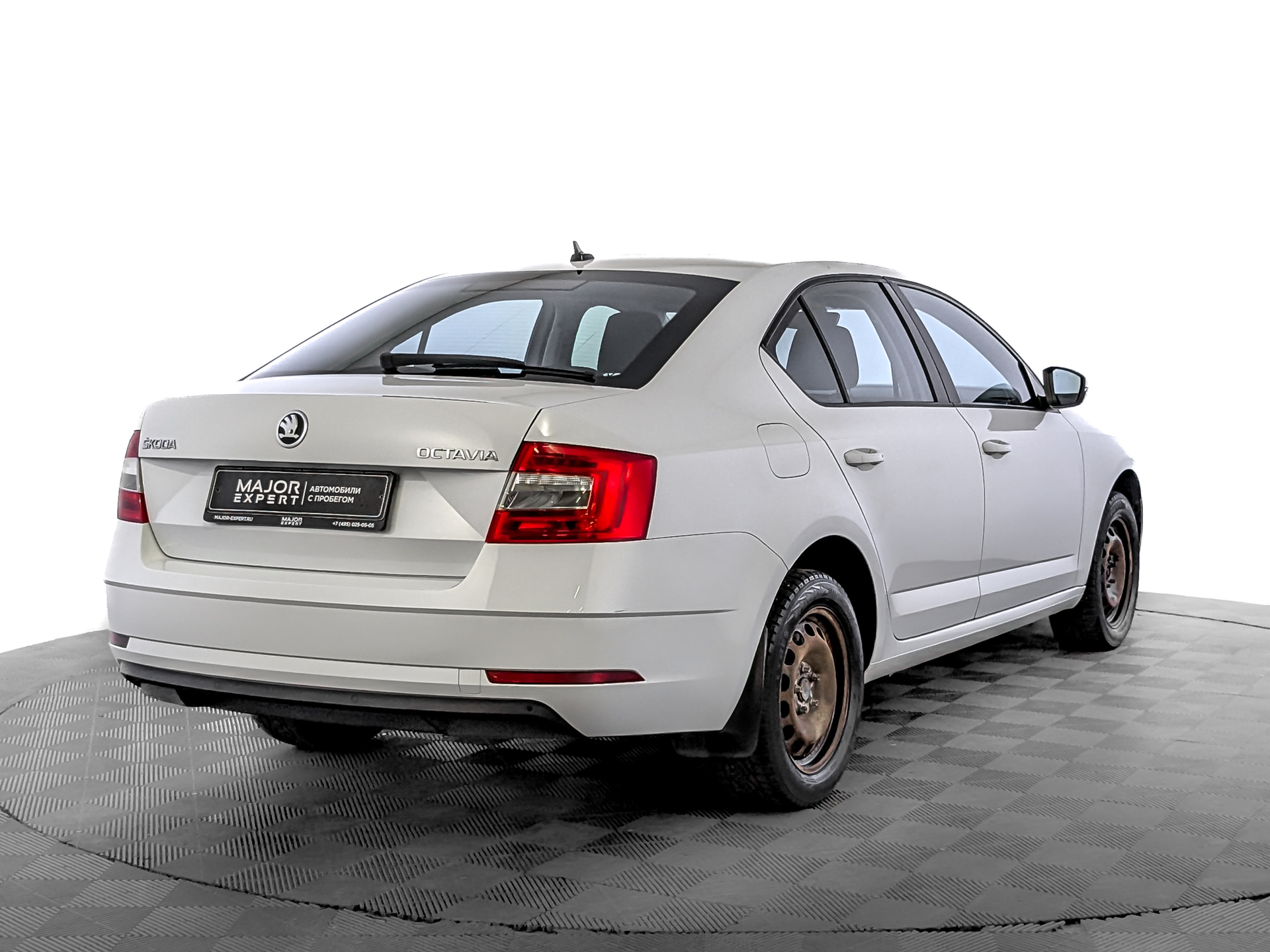 SKODA Octavia 1.60 (110 л.с), автомат, 2020, пробег 118 839 км