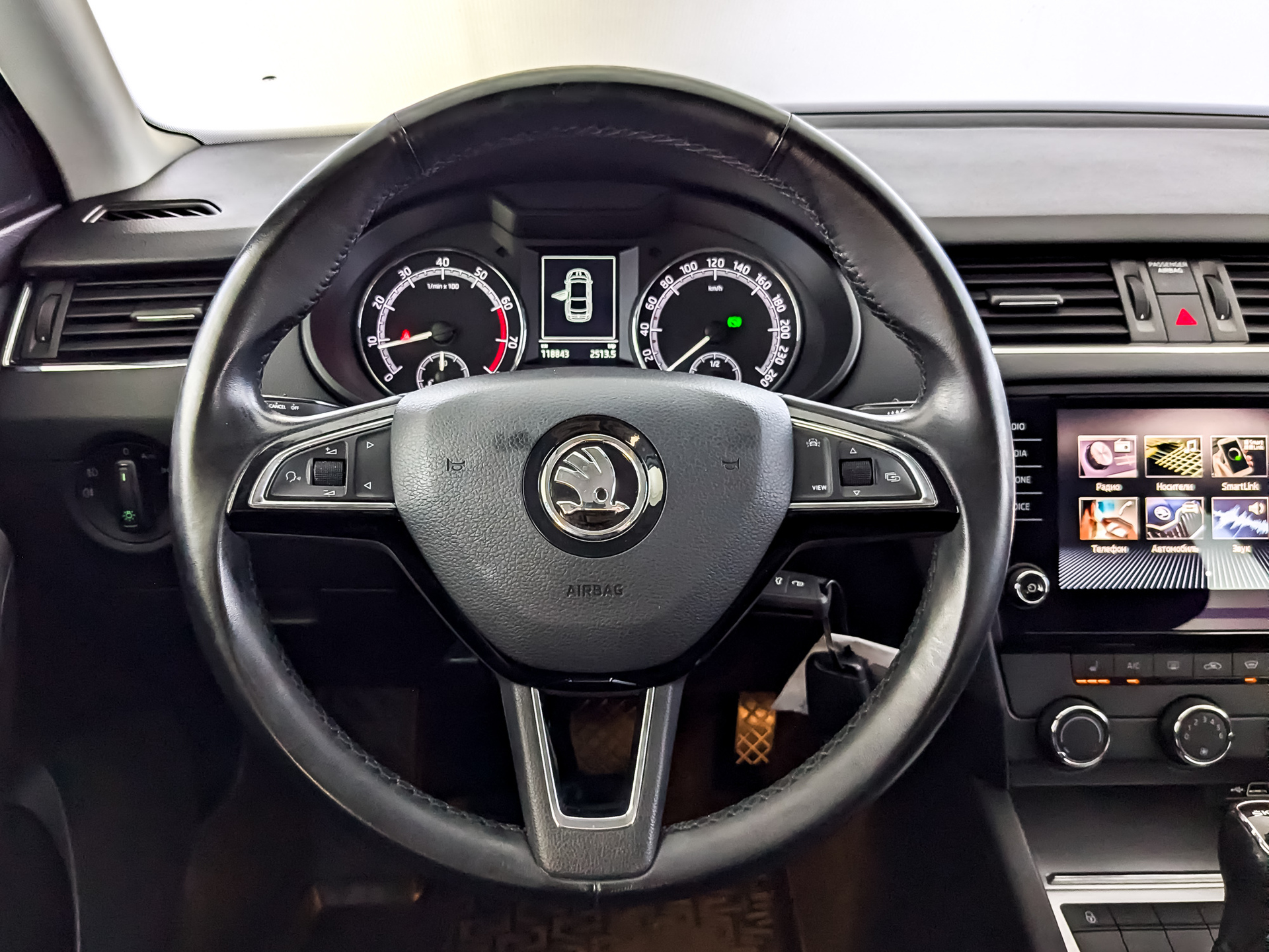 SKODA Octavia 1.60 (110 л.с), автомат, 2020, пробег 118 839 км