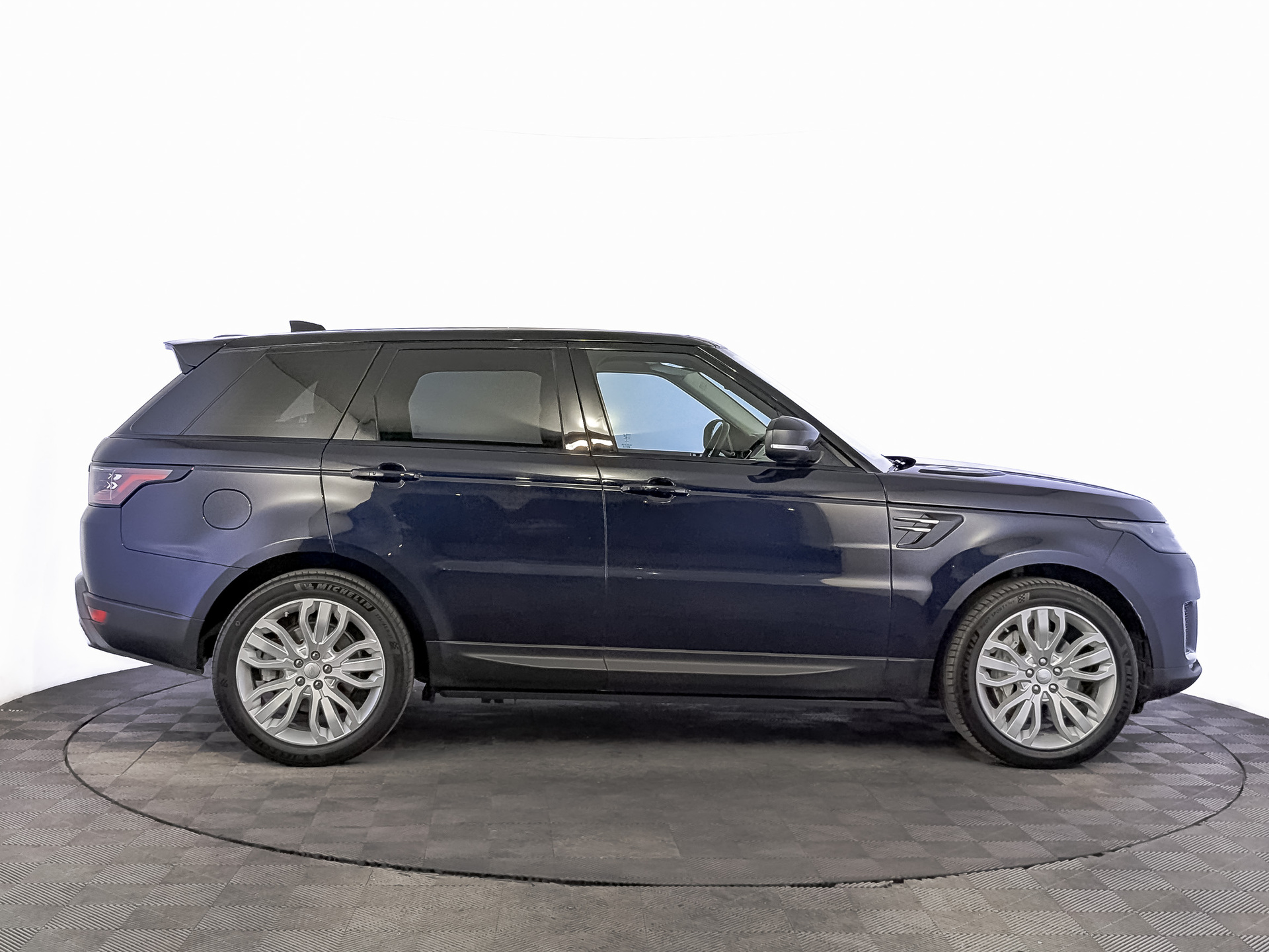 LAND ROVER Range Rover Sport 3.00 (249 л.с), автомат, 2020, пробег 135 976 км