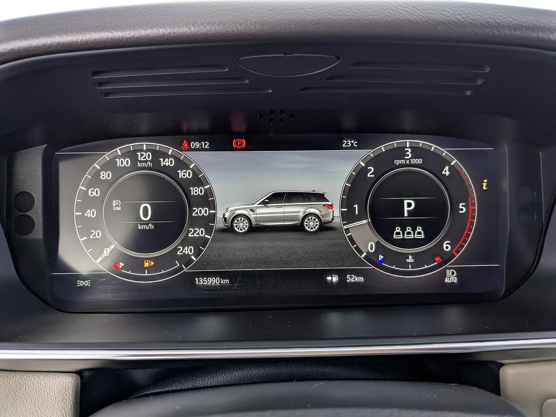 LAND ROVER Range Rover Sport 3.00 (249 л.с), автомат, 2020, пробег 135 976 км