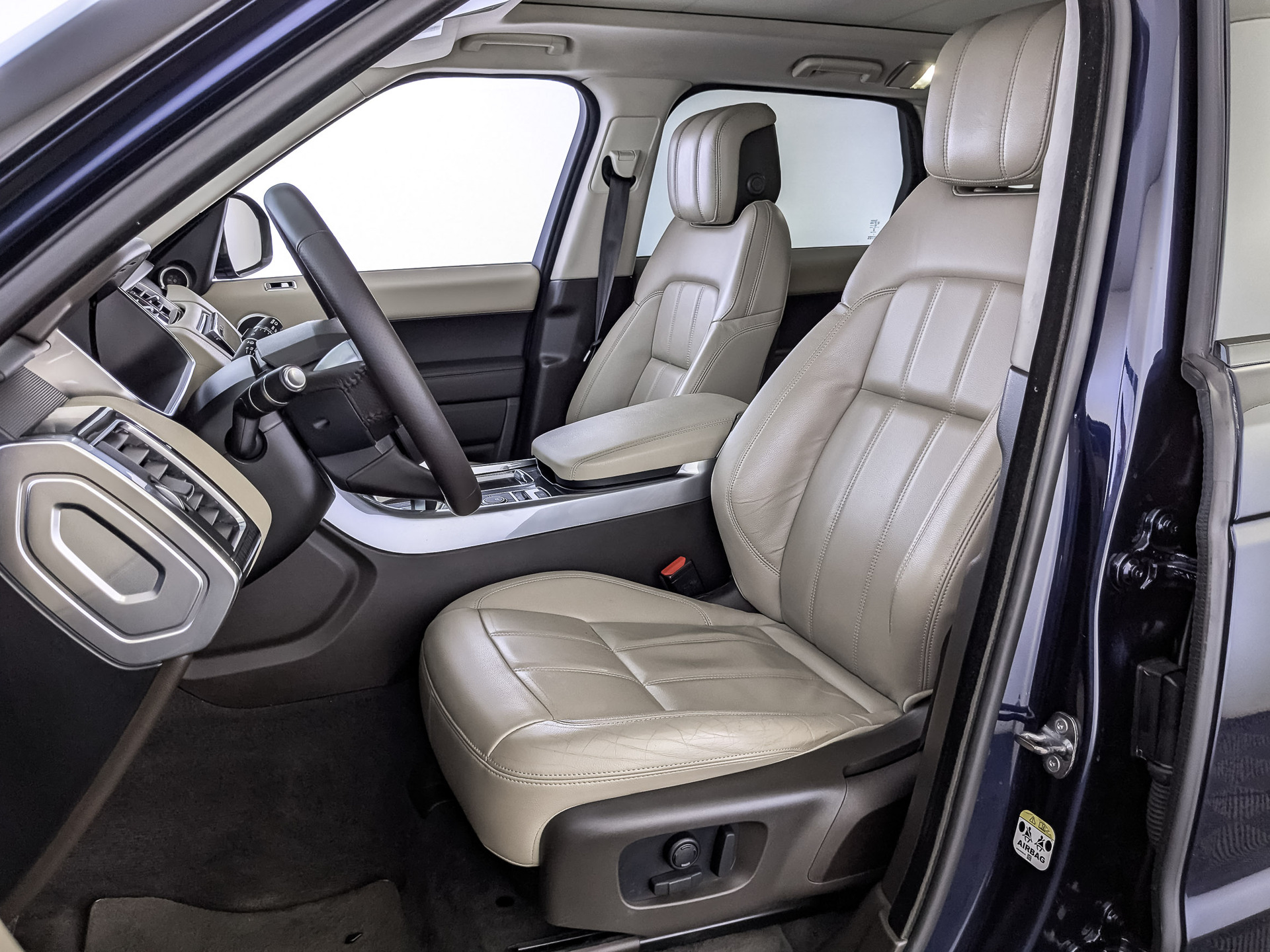 LAND ROVER Range Rover Sport 3.00 (249 л.с), автомат, 2020, пробег 135 976 км