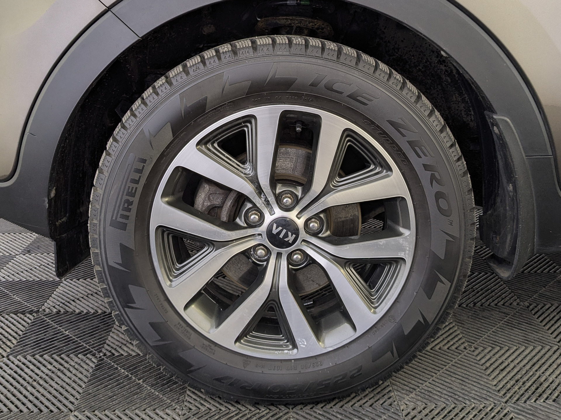 KIA Sportage 2.00 (150 л.с), автомат, 2015, пробег 30 425 км