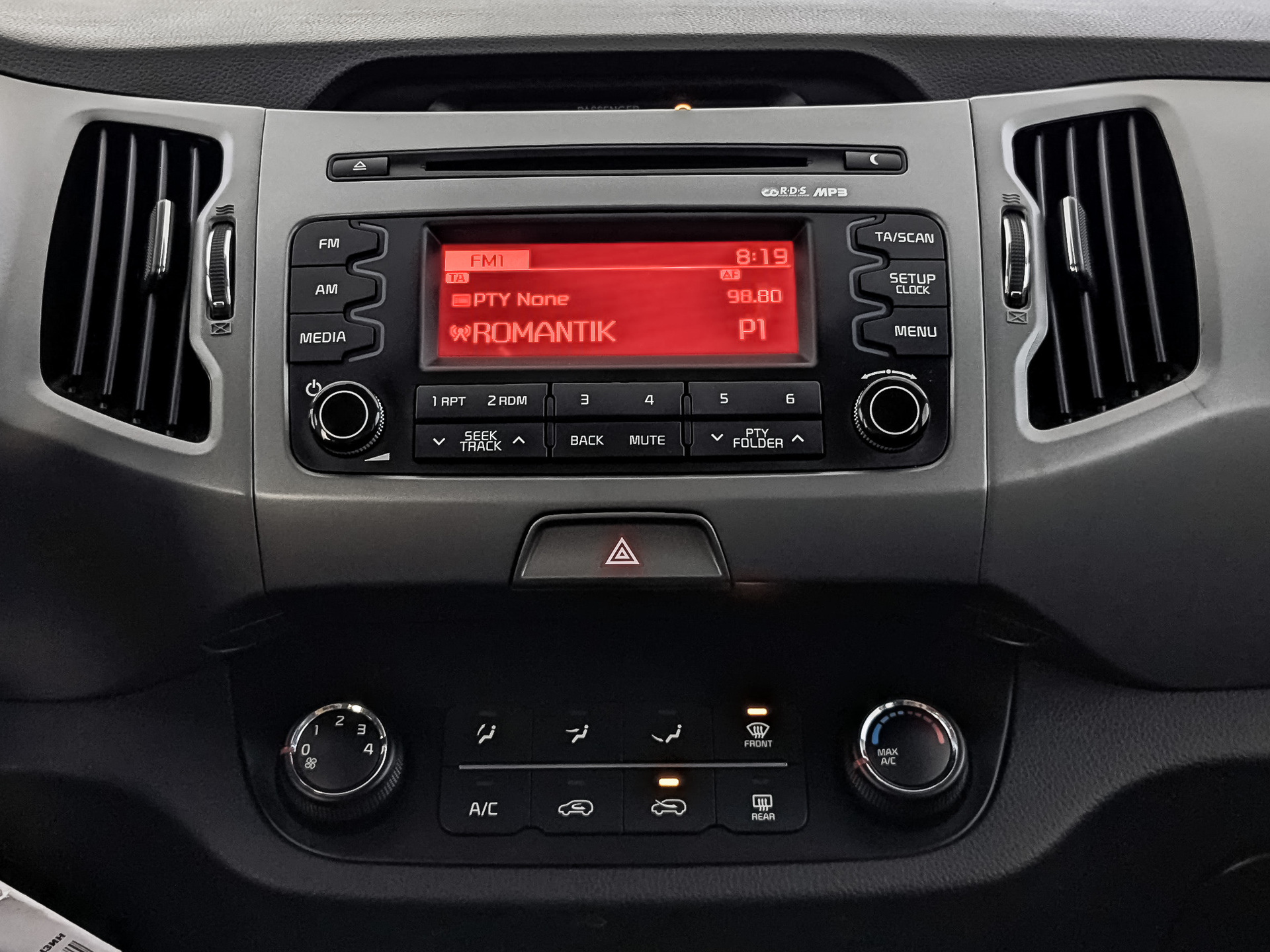 KIA Sportage 2.00 (150 л.с), автомат, 2015, пробег 30 425 км