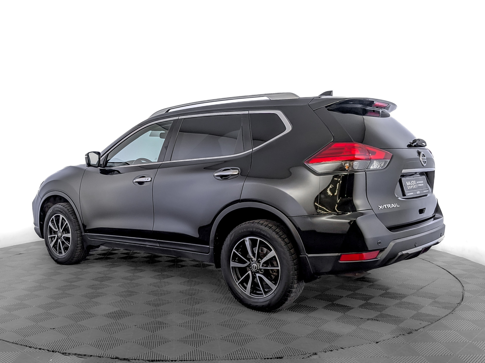 NISSAN X-Trail 2.50 (171 л.с), автомат, 2019, пробег 134 943 км