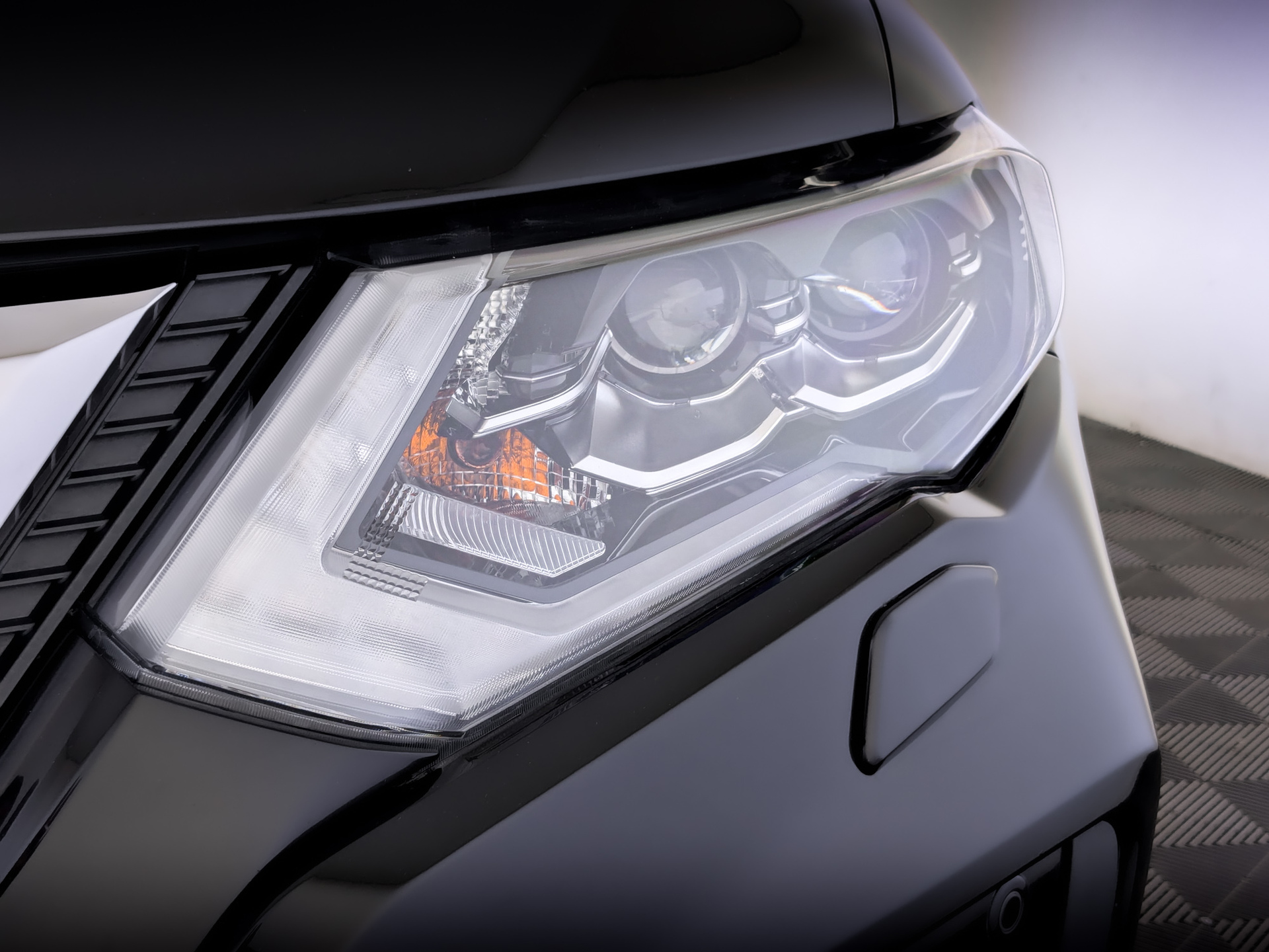 NISSAN X-Trail 2.50 (171 л.с), автомат, 2019, пробег 134 943 км