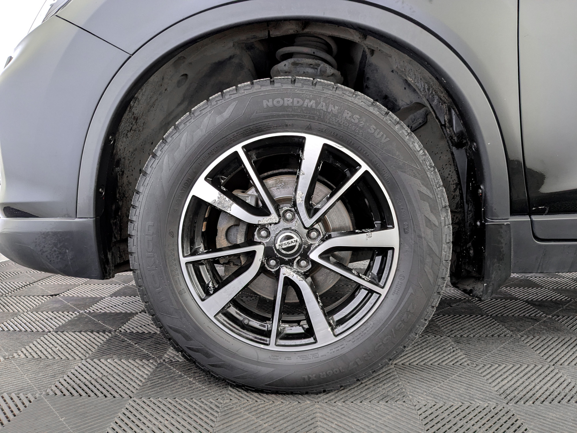 NISSAN X-Trail 2.50 (171 л.с), автомат, 2019, пробег 134 943 км