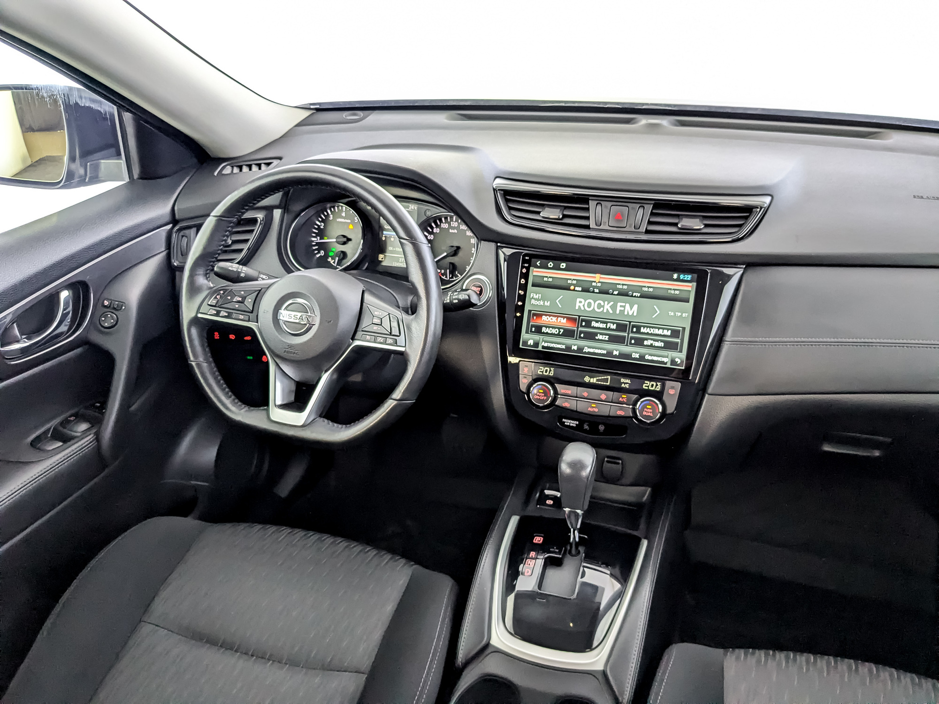 NISSAN X-Trail 2.50 (171 л.с), автомат, 2019, пробег 134 943 км