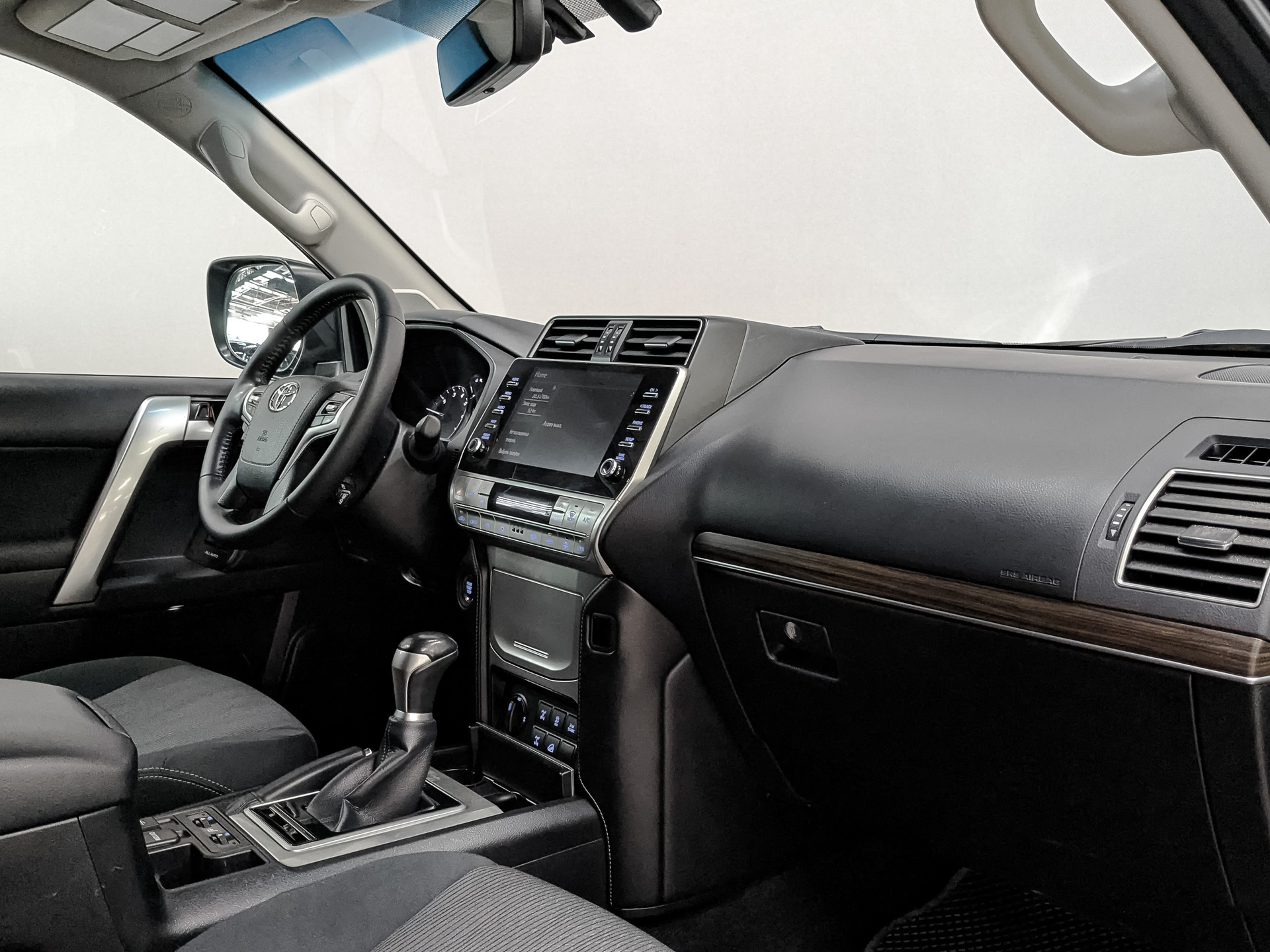 TOYOTA Land Cruiser Prado 4.00 (249 л.с), автомат, 2021, пробег 108 602 км