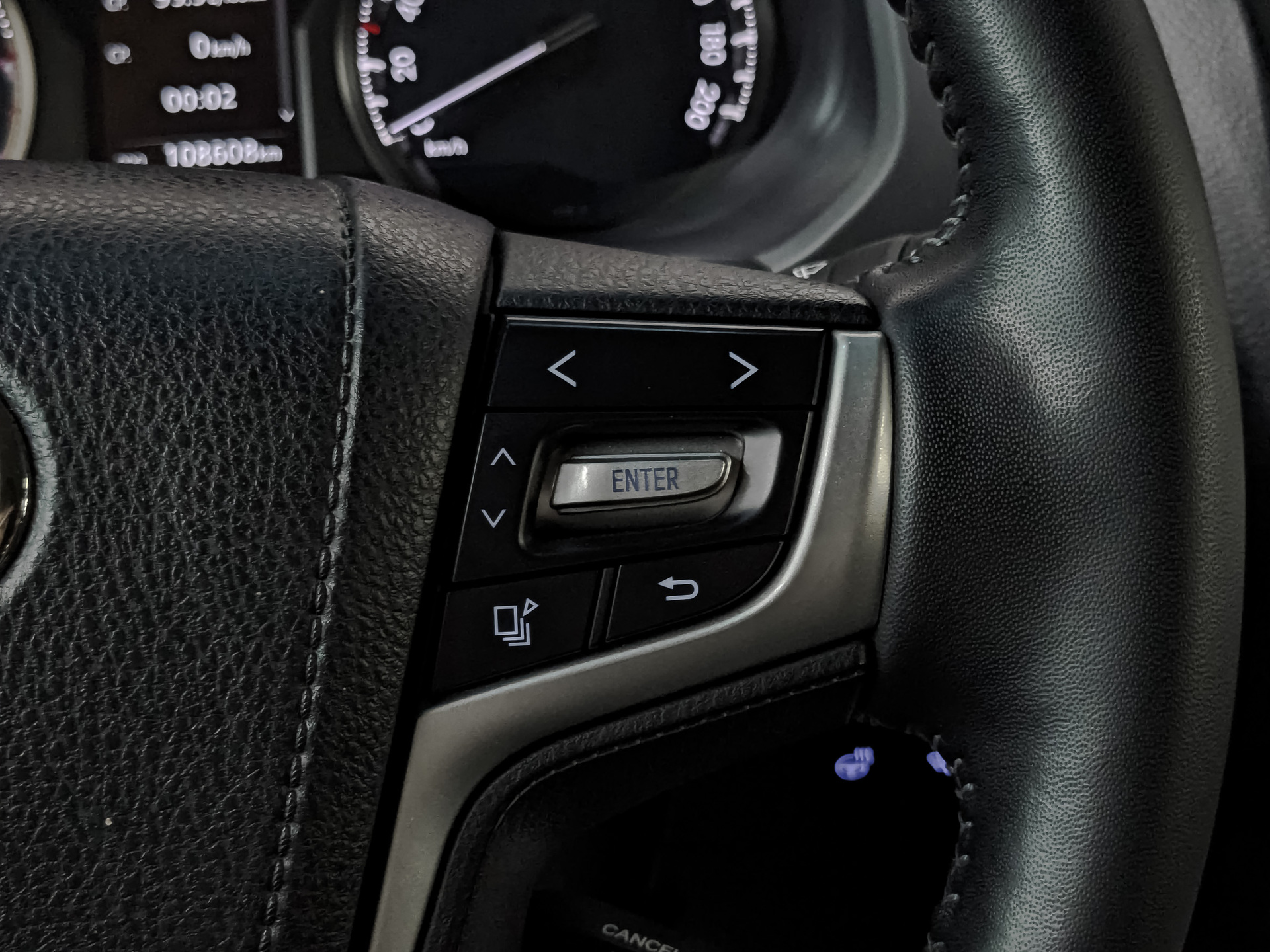 TOYOTA Land Cruiser Prado 4.00 (249 л.с), автомат, 2021, пробег 108 602 км