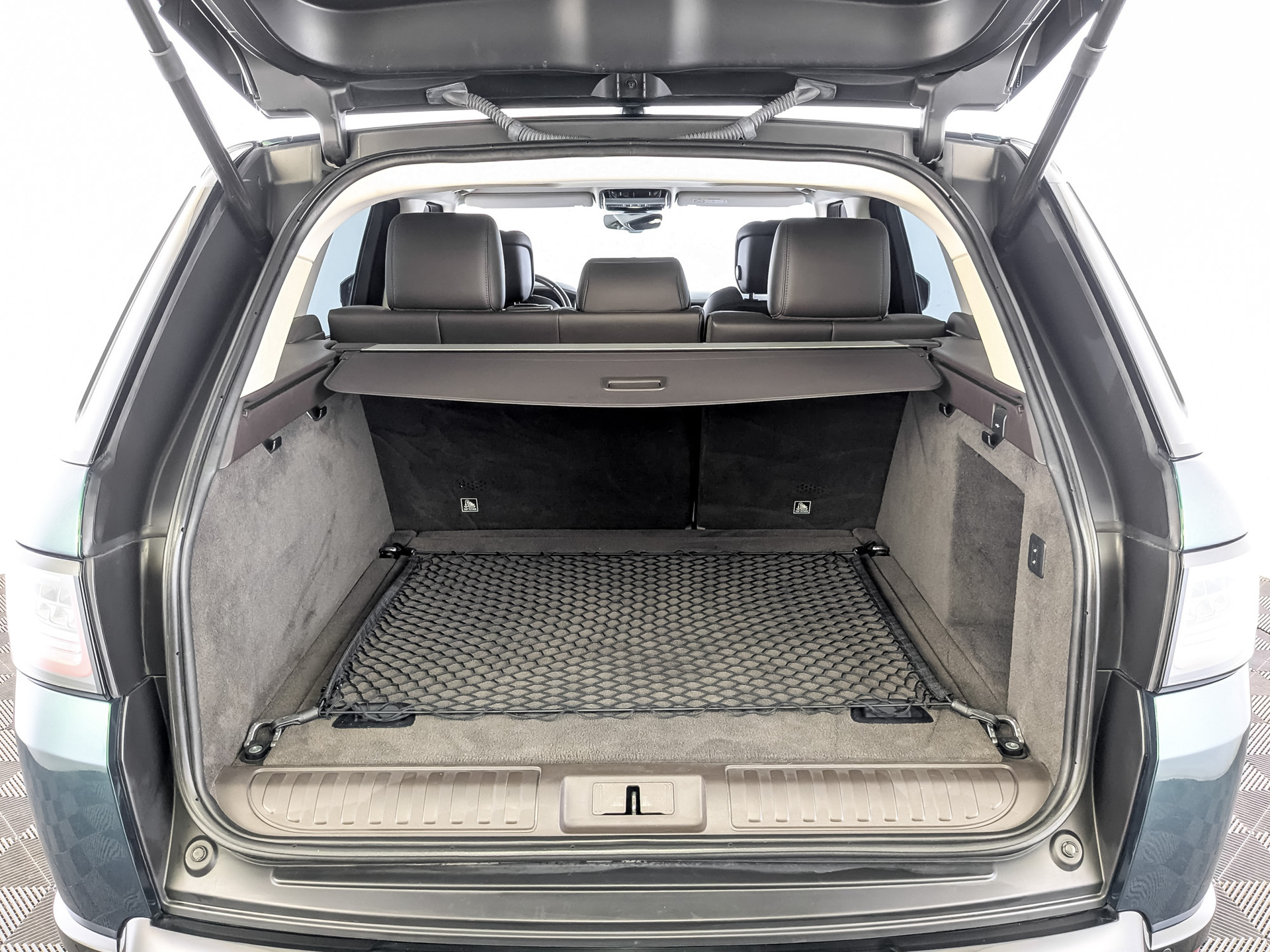 LAND ROVER Range Rover Sport 3.00 (248 л.с), автомат, 2019, пробег 149 913 км