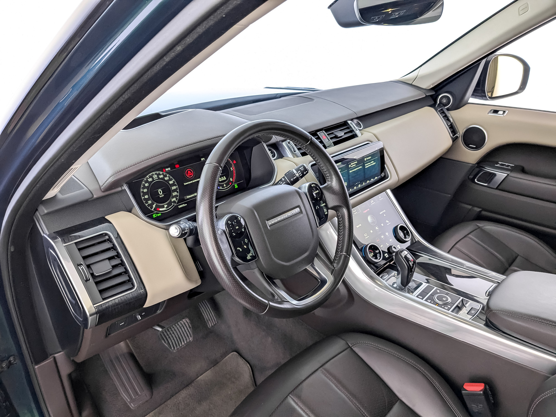 LAND ROVER Range Rover Sport 3.00 (248 л.с), автомат, 2019, пробег 149 913 км