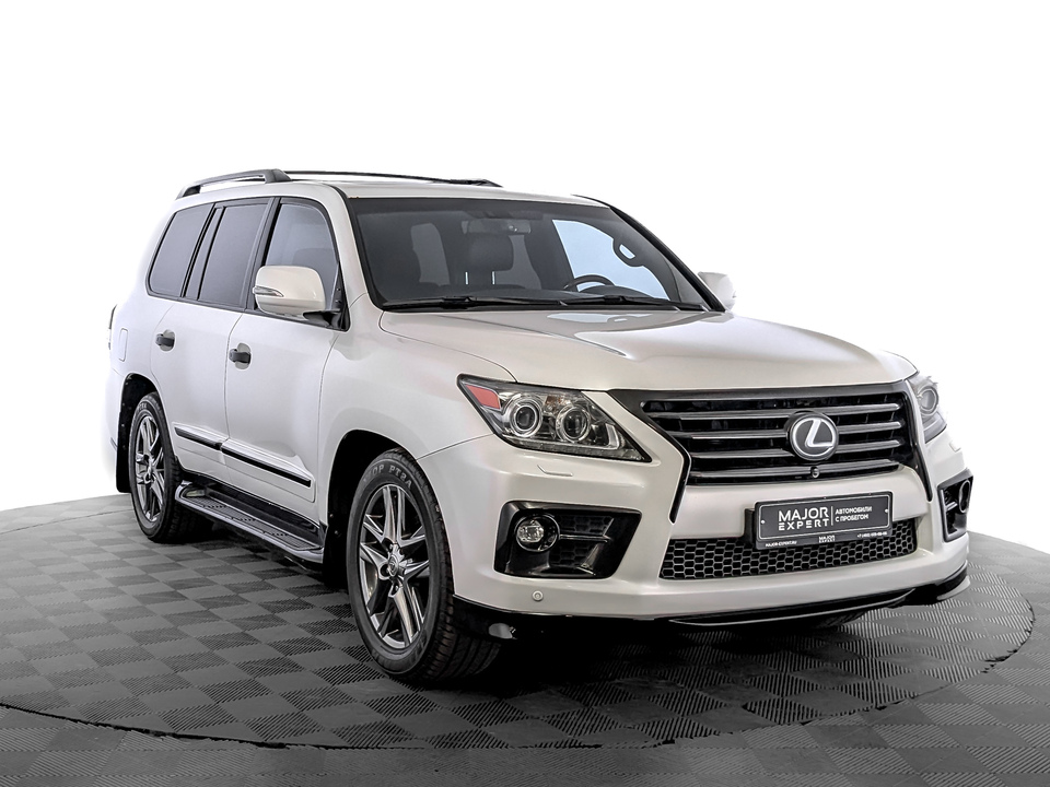 Lexus LX III