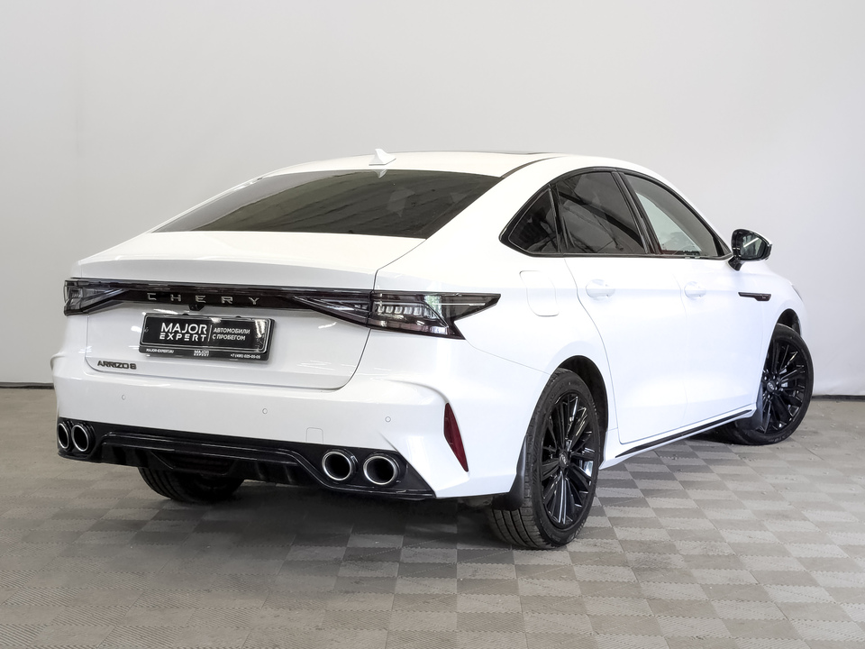 Chery Arrizo 8