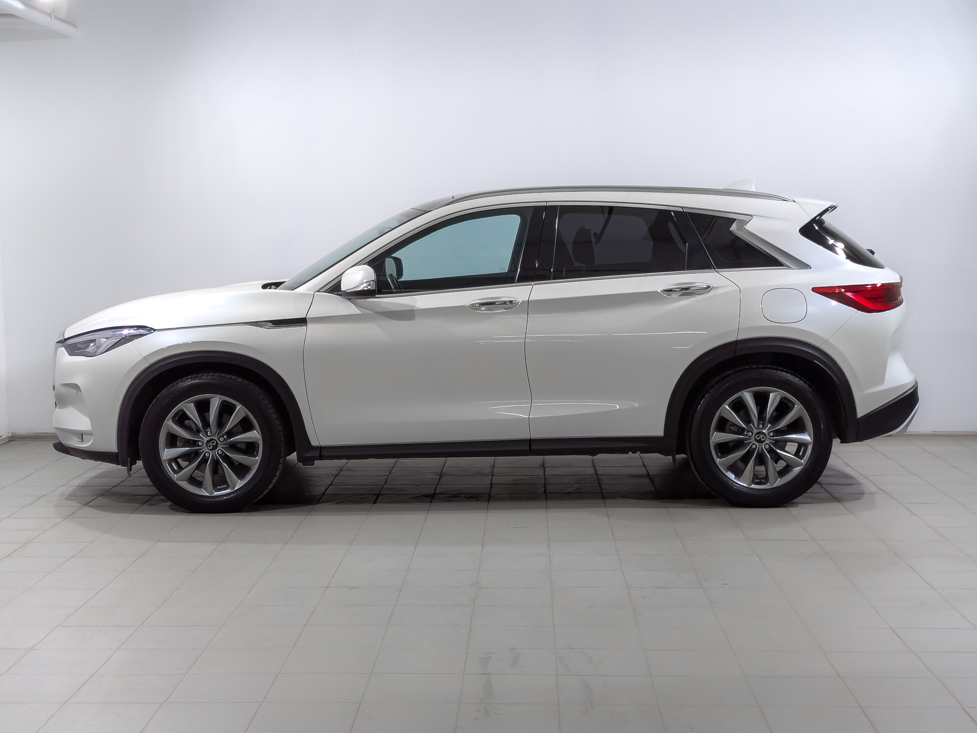 INFINITI QX50 2.00 (249 л.с), автомат, 2022, пробег 55 713 км