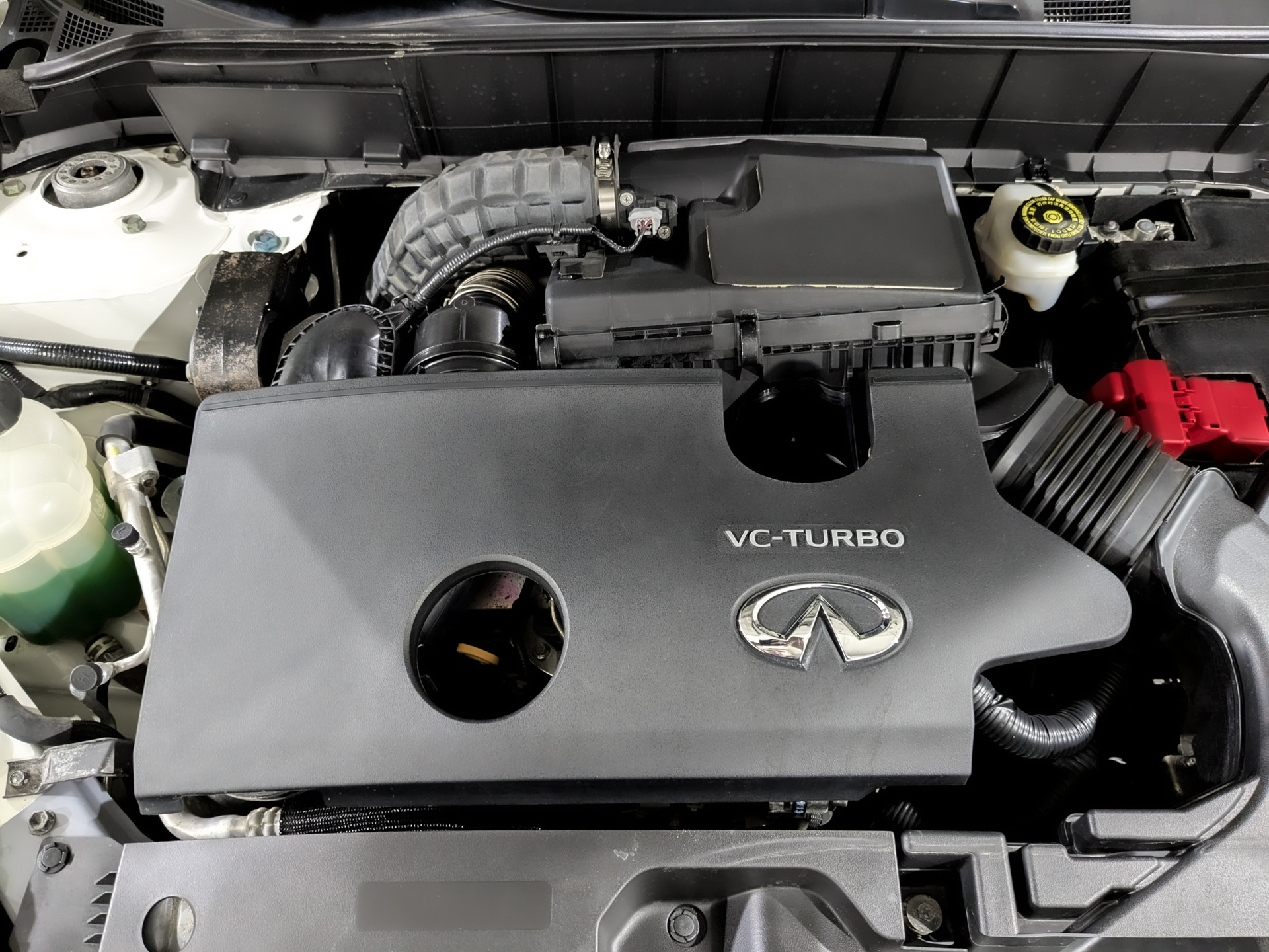 INFINITI QX50 2.00 (249 л.с), автомат, 2022, пробег 55 713 км