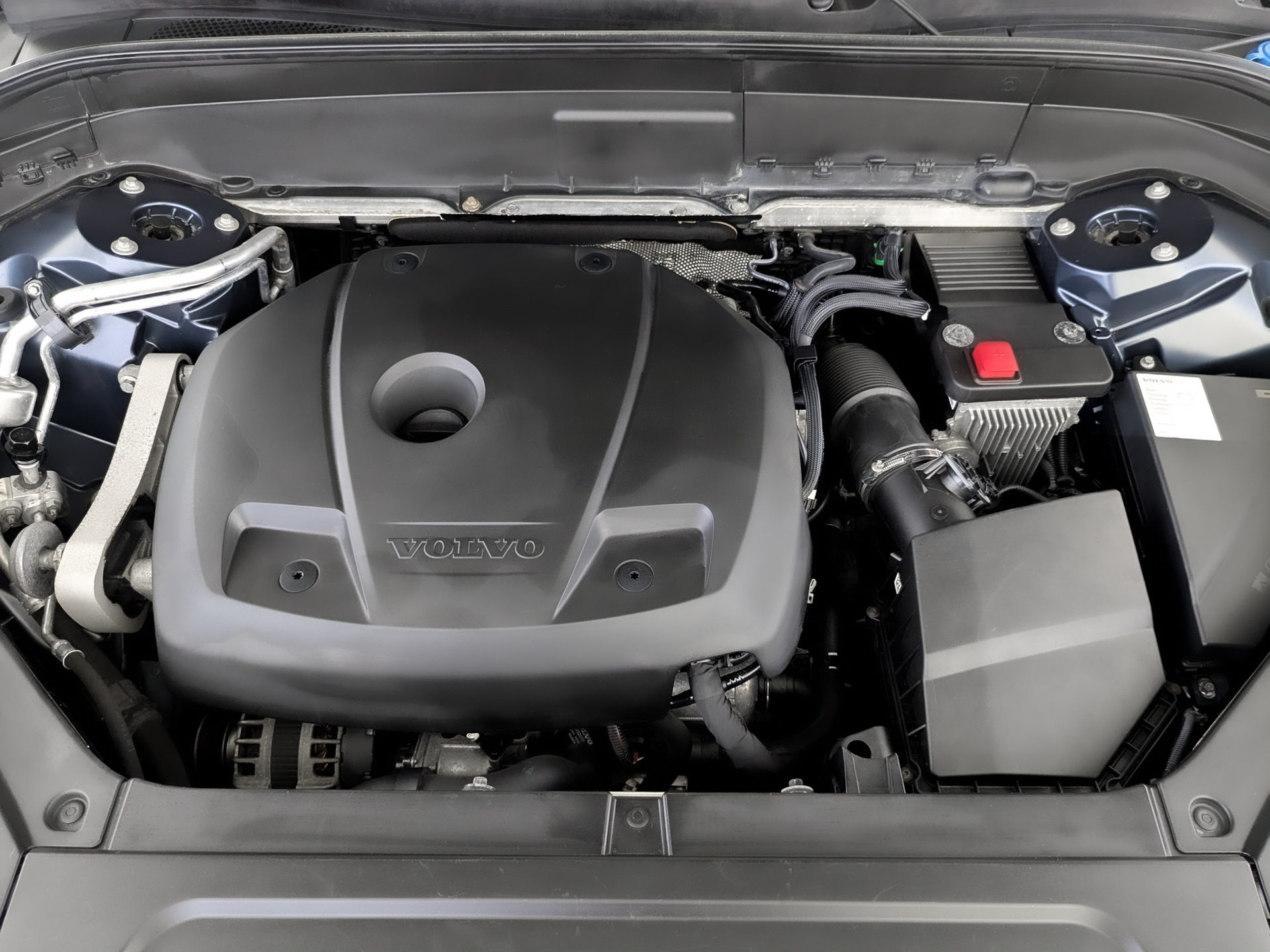 VOLVO XC90 2.00 (249 л.с), автомат, 2020, пробег 166 411 км