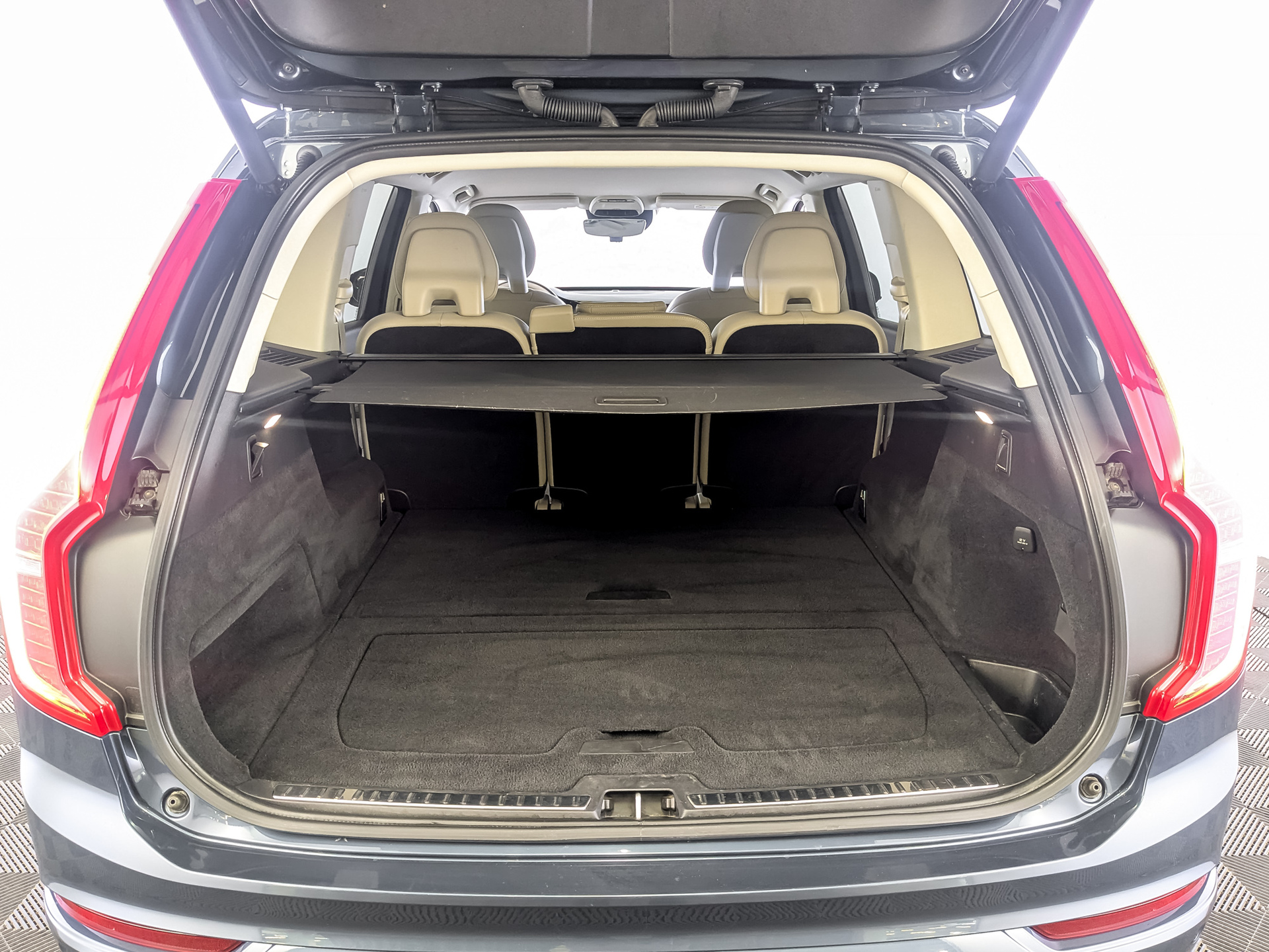 VOLVO XC90 2.00 (249 л.с), автомат, 2020, пробег 166 411 км
