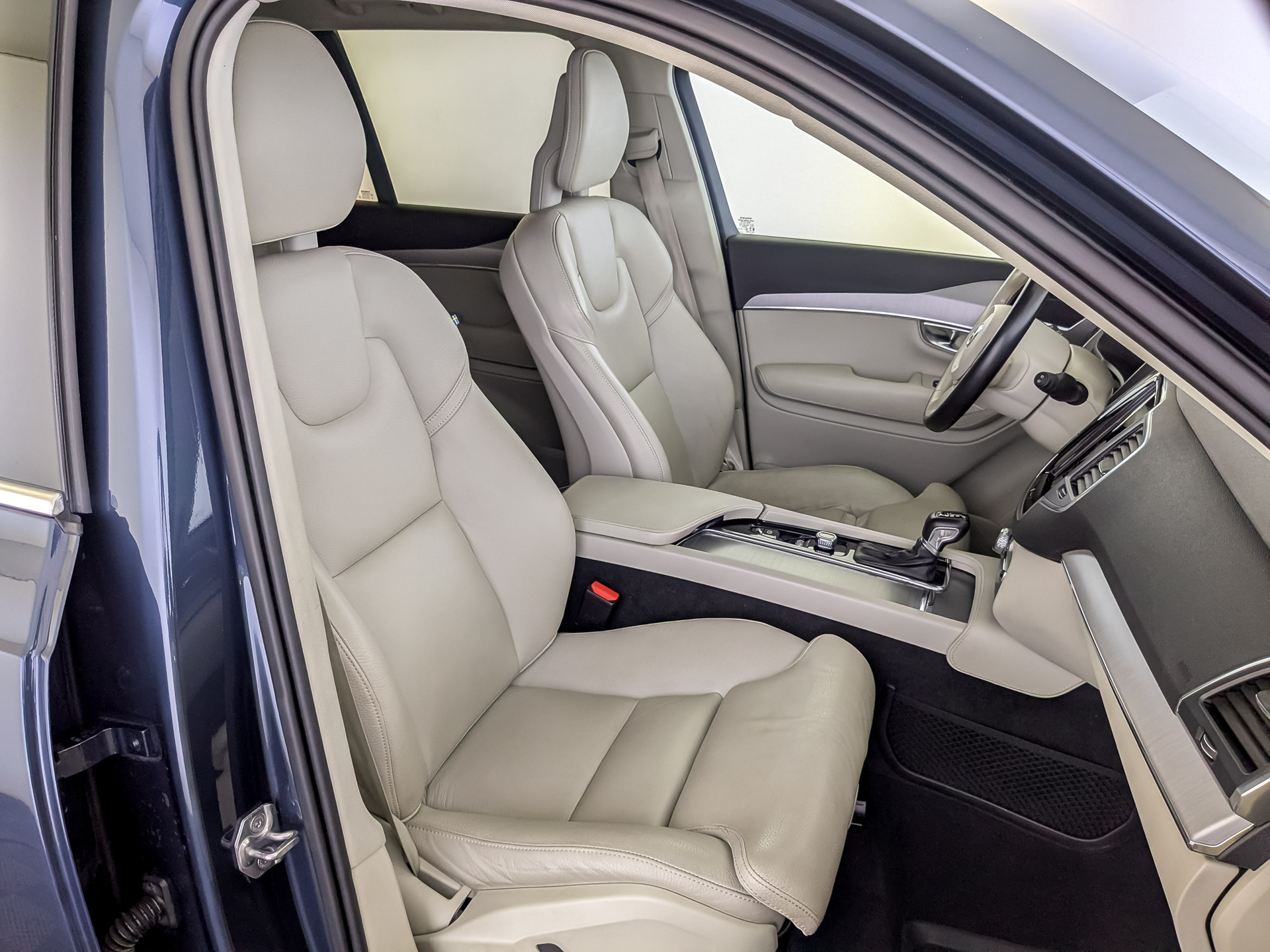 VOLVO XC90 2.00 (249 л.с), автомат, 2020, пробег 166 411 км