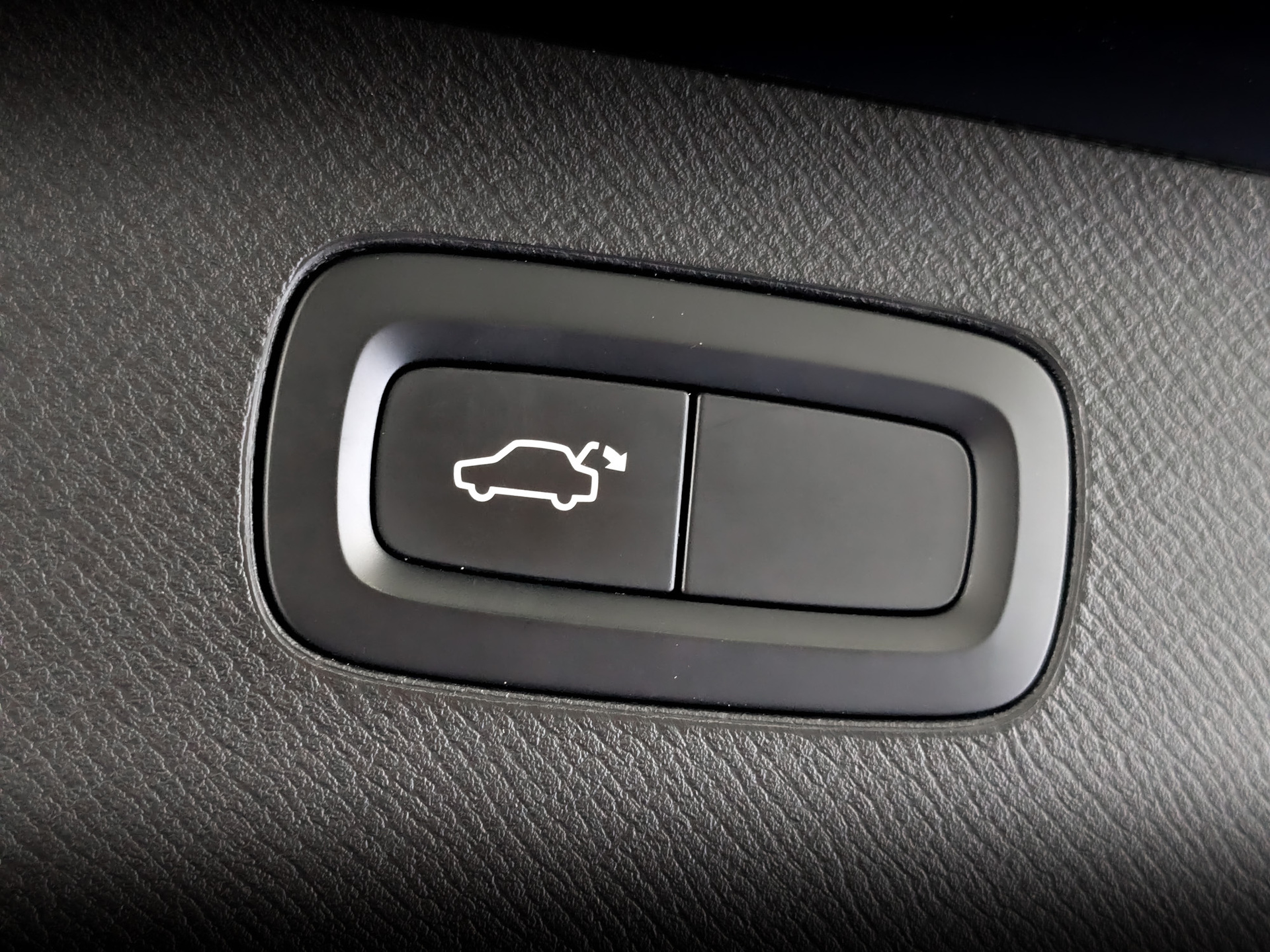 VOLVO XC90 2.00 (249 л.с), автомат, 2020, пробег 166 411 км