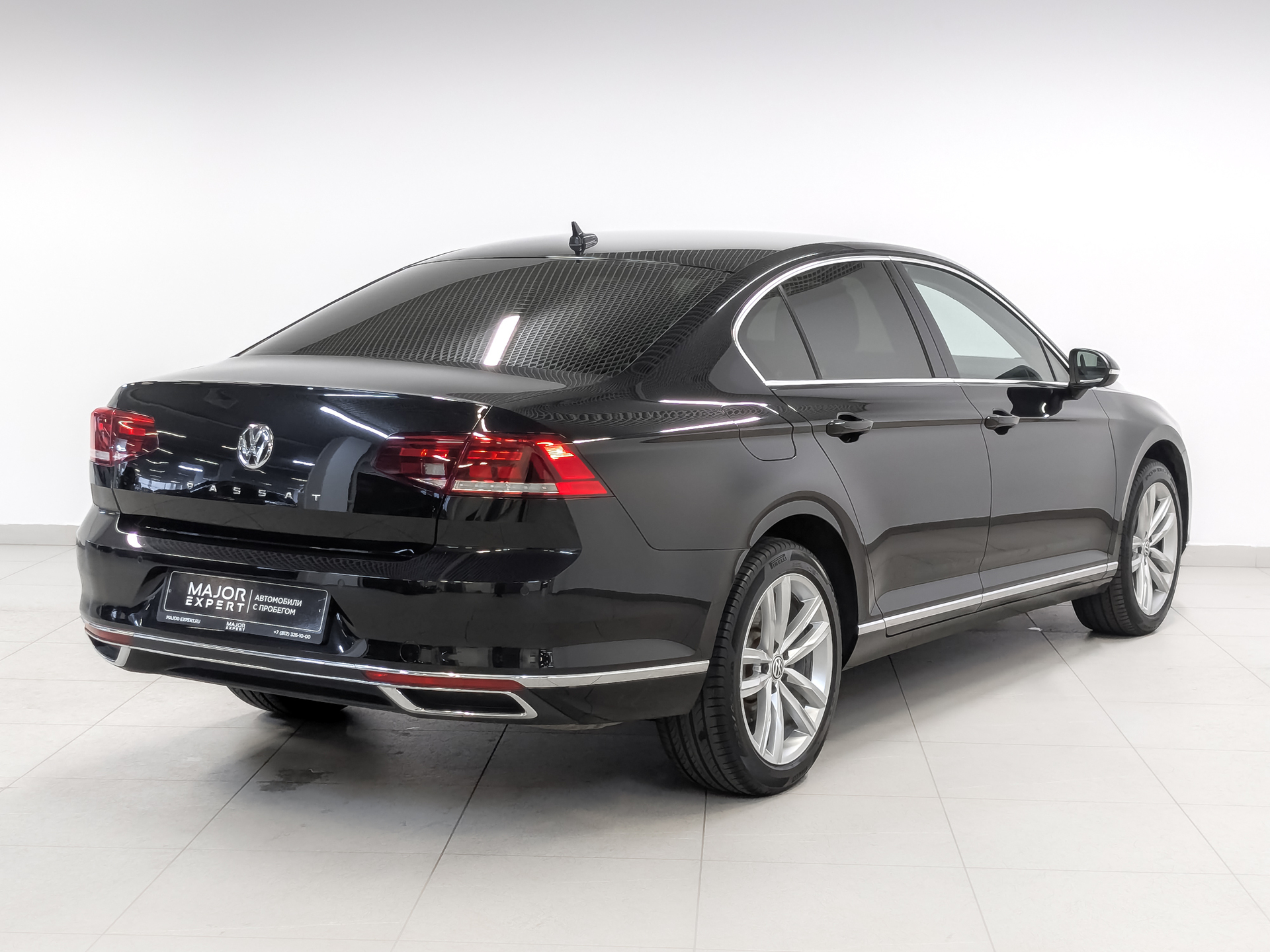 VOLKSWAGEN Passat 2.00 (190 л.с), автомат, 2020, пробег 102 593 км