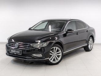 VOLKSWAGEN Passat B8