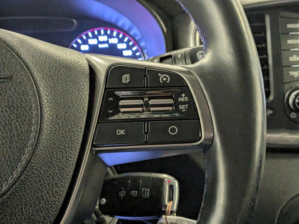 car-card-slide
