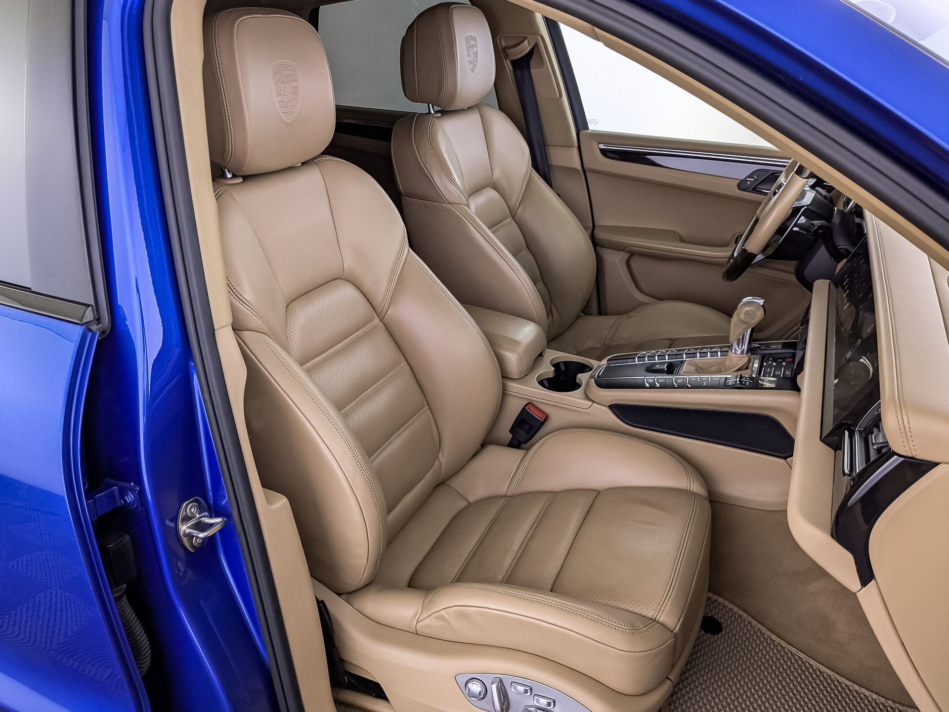 PORSCHE Macan 3.00 (340 л.с), автомат, 2015, пробег 106 337 км
