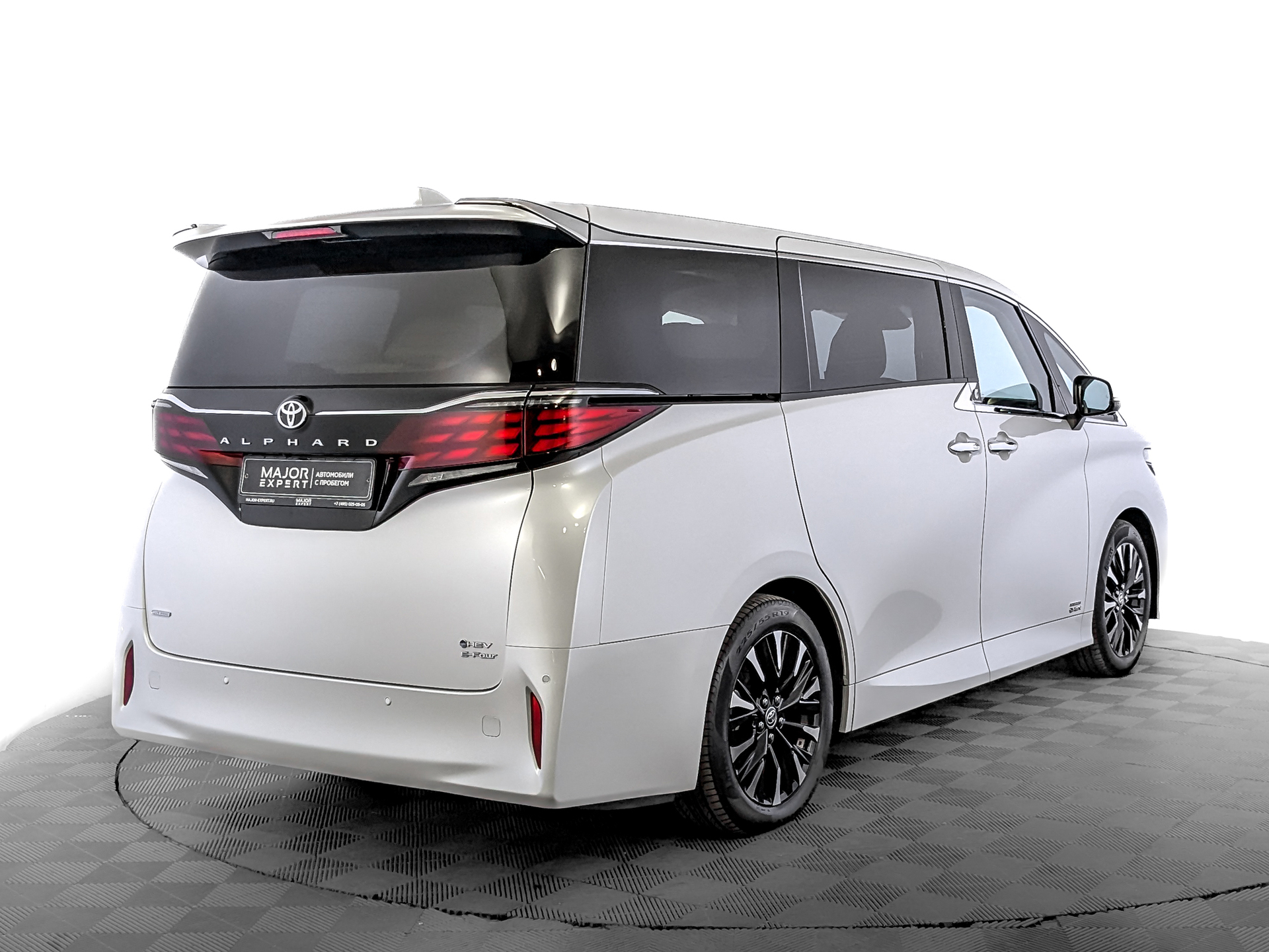 TOYOTA Alphard 2.50 (292 л.с), автомат, 2024, пробег 15 877 км
