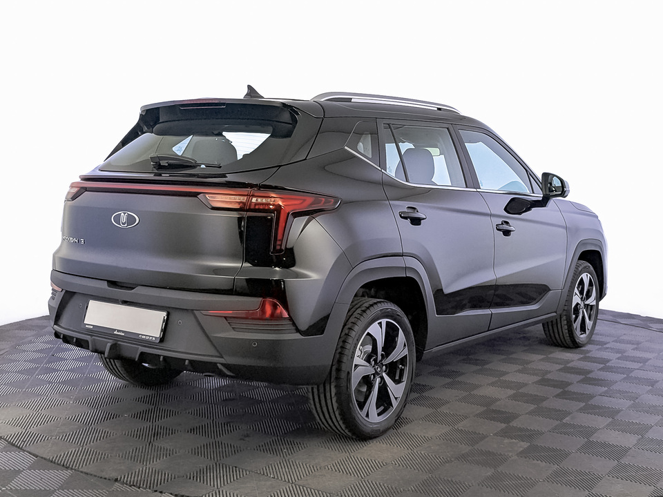 Москвич 3 Комфорт с телематикой 1.5T/136 CVT 5D