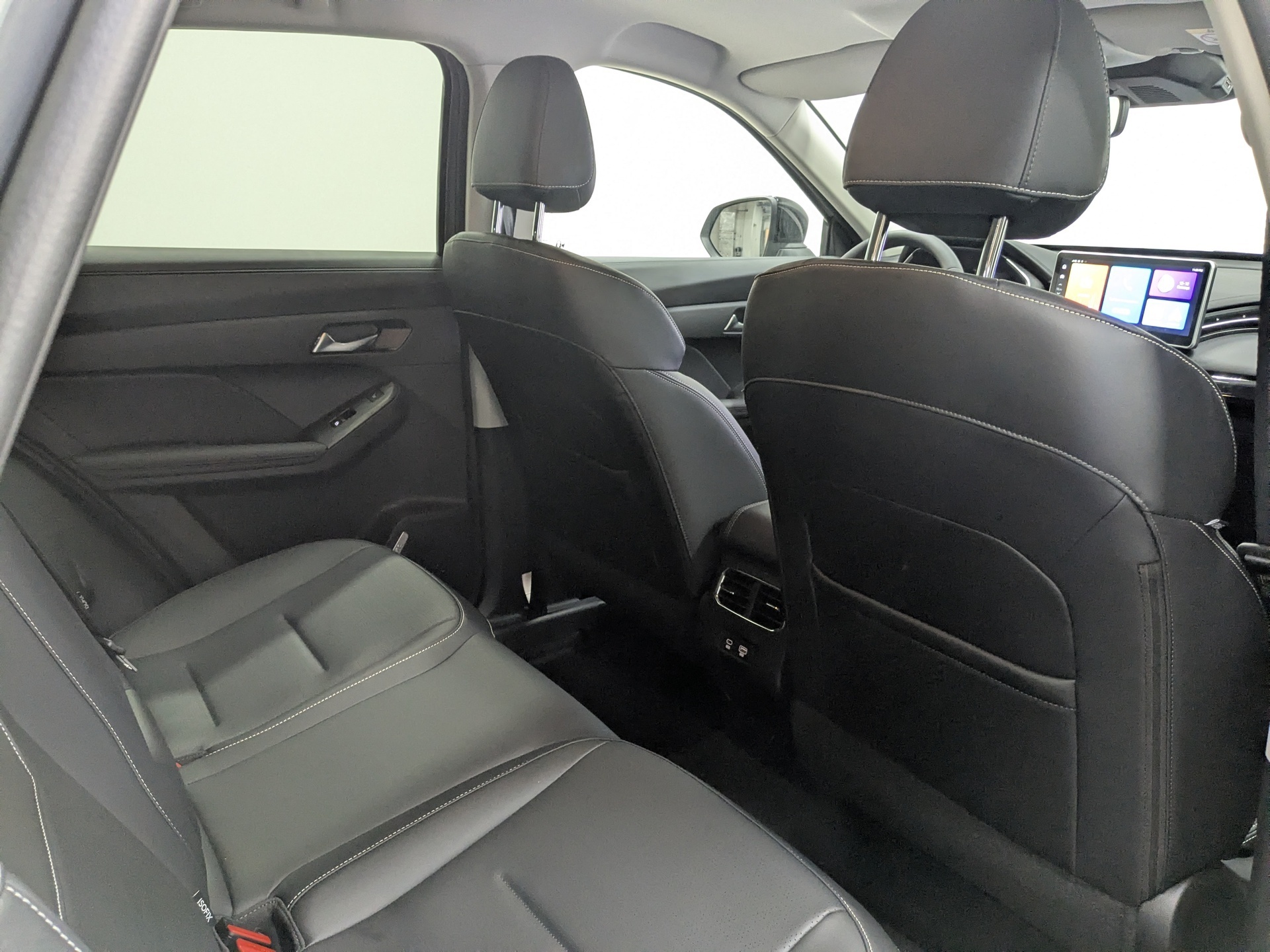Фото Haval Jolion Техно + 1.5T/150 7RT 4WD