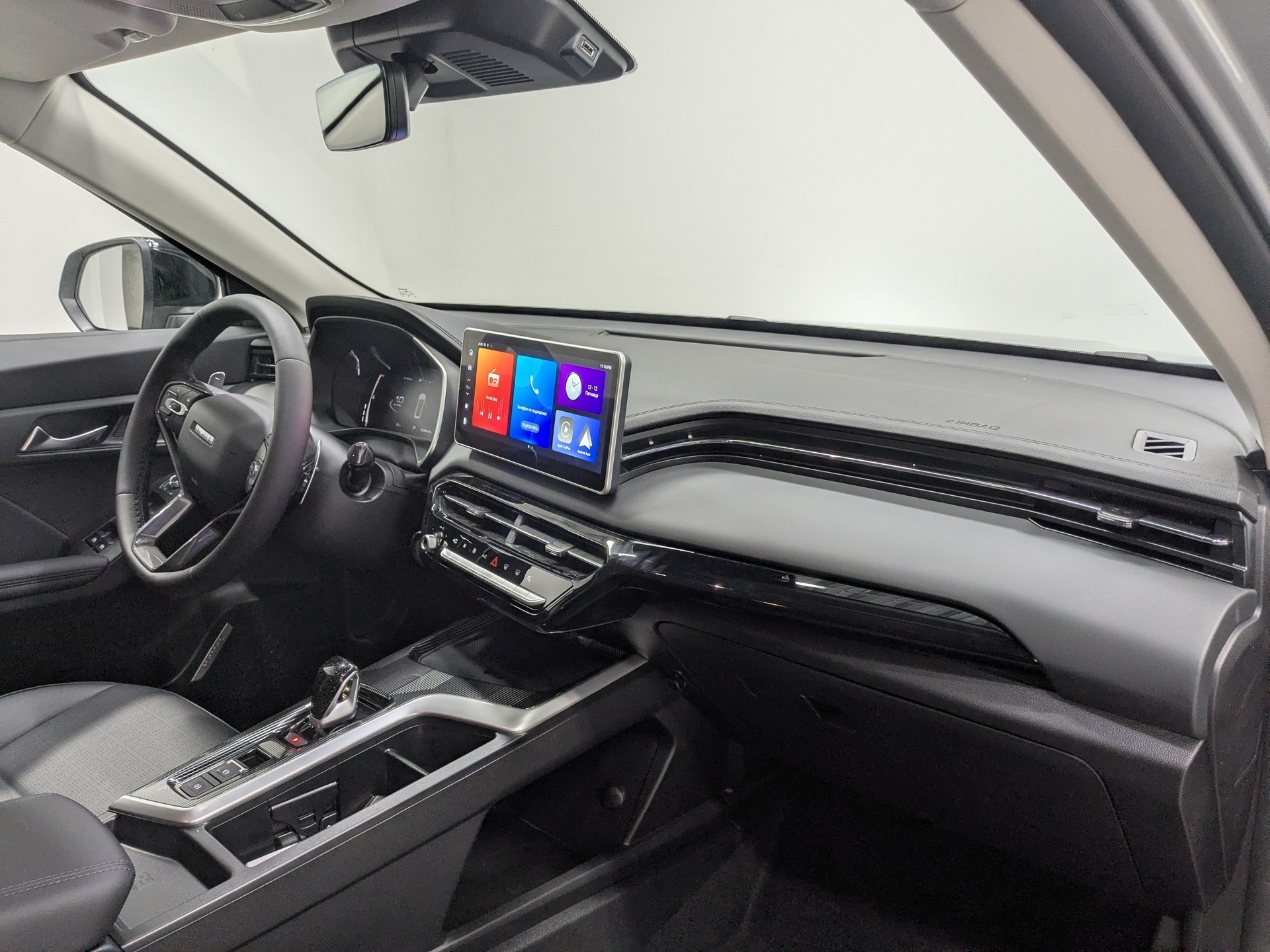 Фото Haval Jolion Техно + 1.5T/150 7RT 4WD