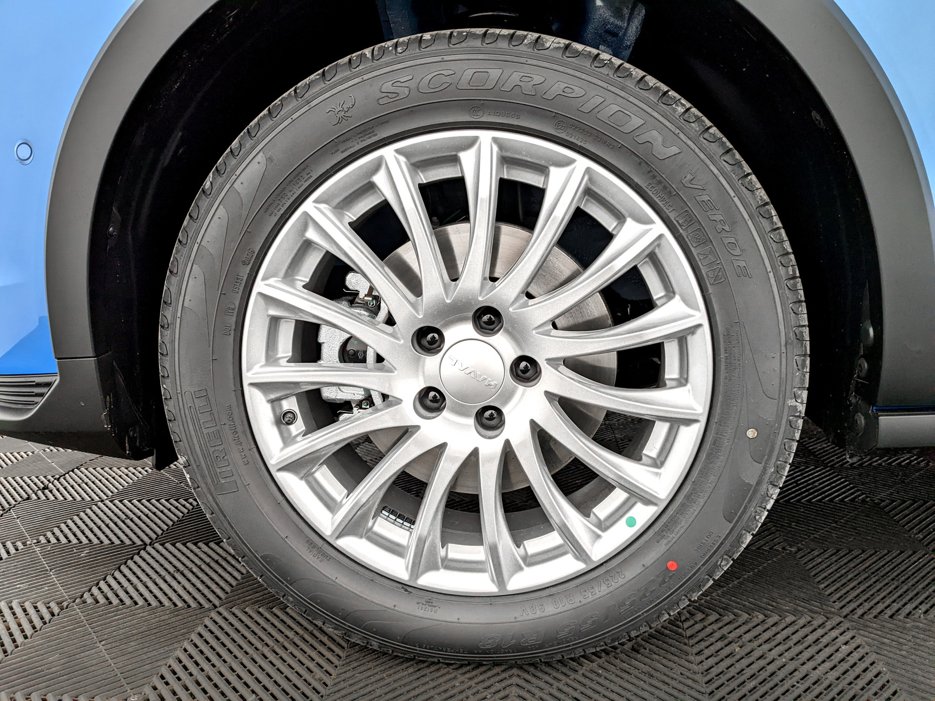 Фото Haval Jolion Техно + 1.5T/150 7RT 4WD