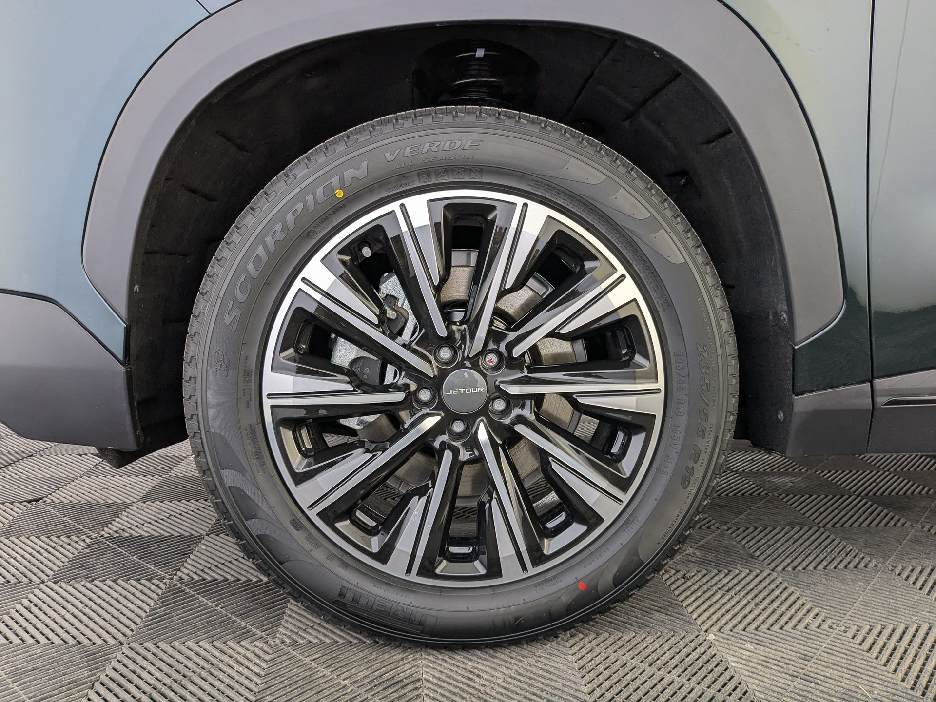 Фото Jetour Dashing Комфорт (Comfort) 1.5T/147 6RT 2WD