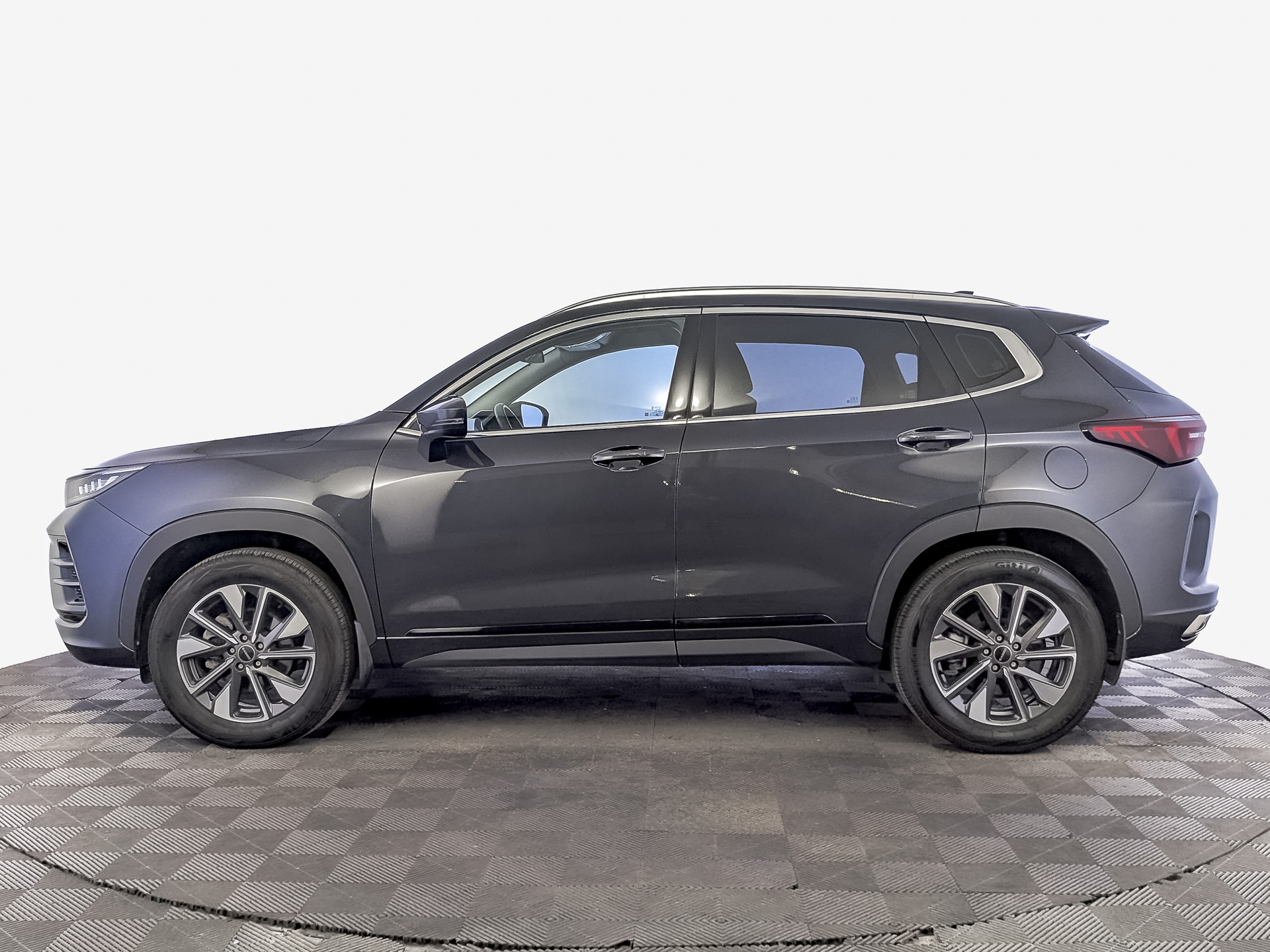 EXEED LX 1.50 (147 л.с), автомат, 2023, пробег 41 615 км