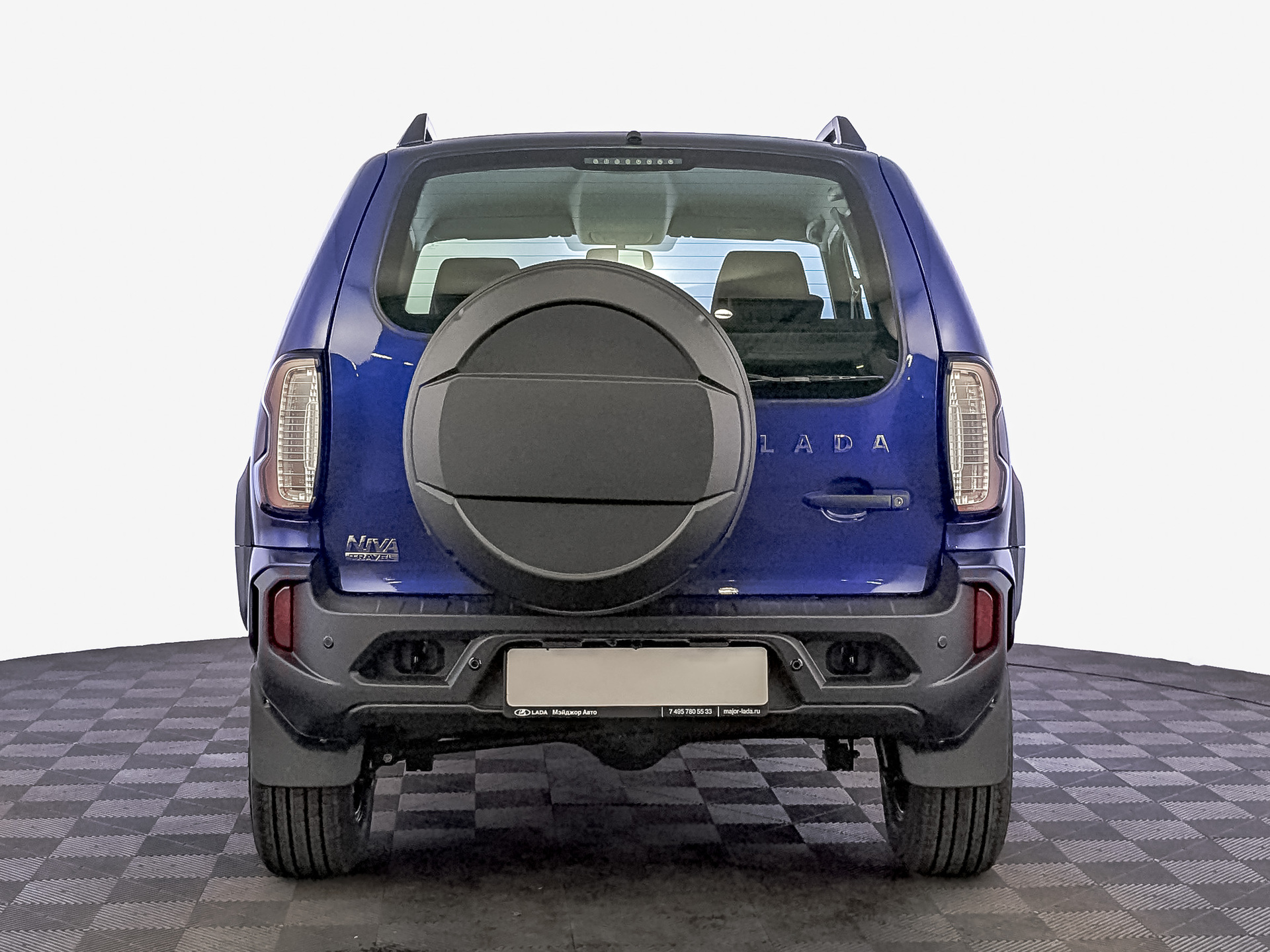 Фото Lada Niva Travel Драйв 1.8/90 5MT