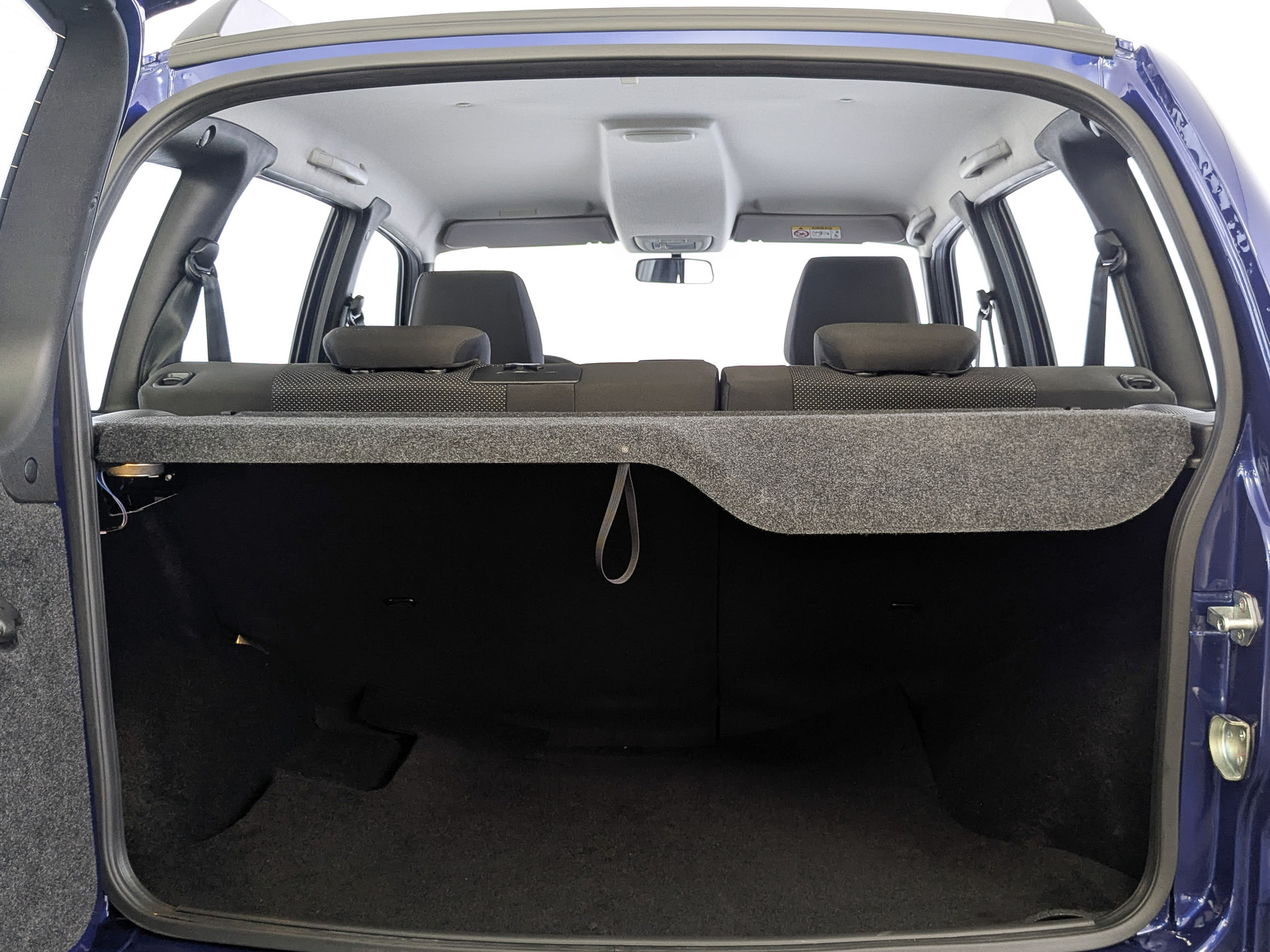 Фото Lada Niva Travel Драйв 1.8/90 5MT