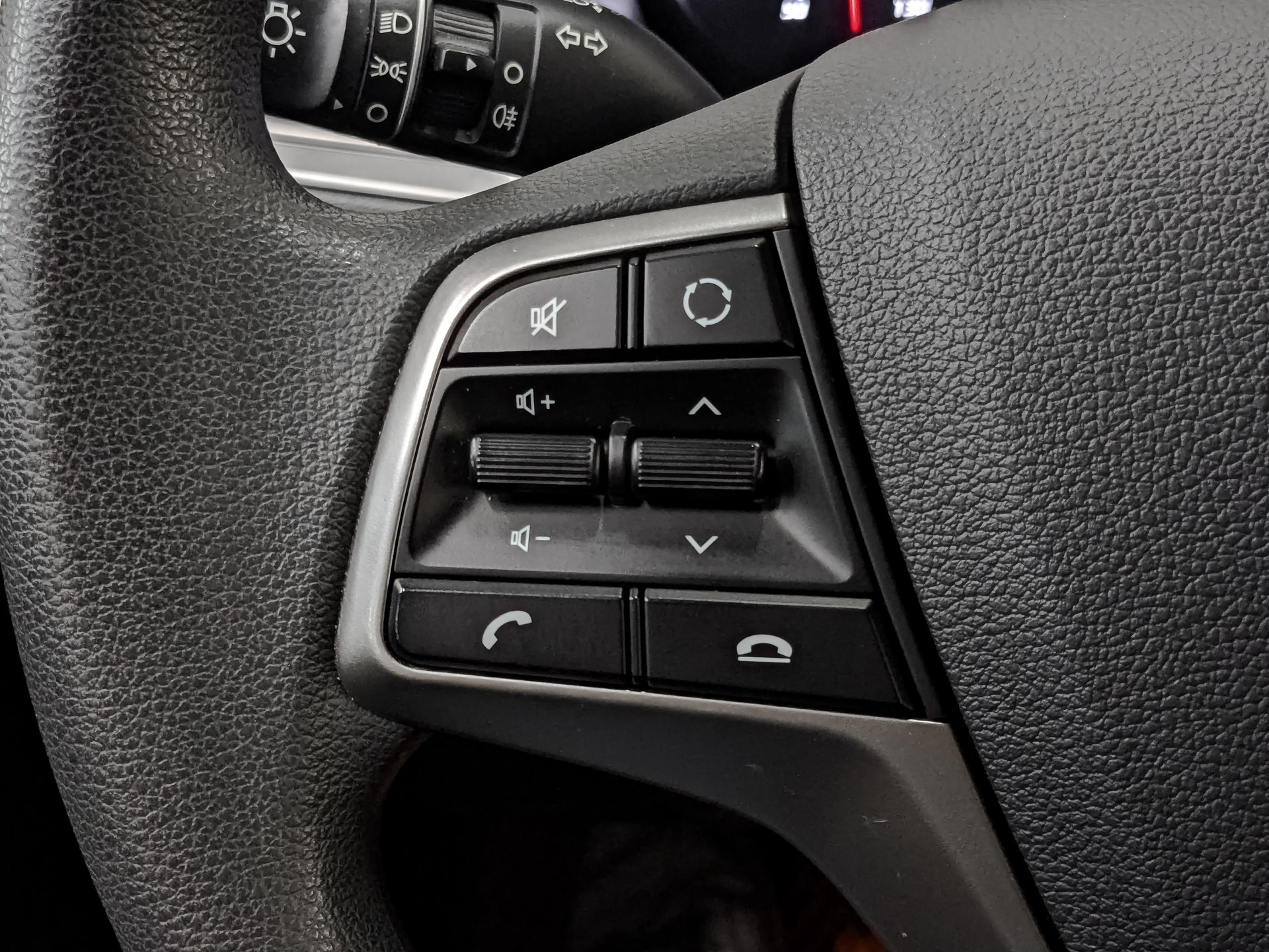 HYUNDAI Solaris 1.60 (123 л.с), автомат, 2022, пробег 72 047 км