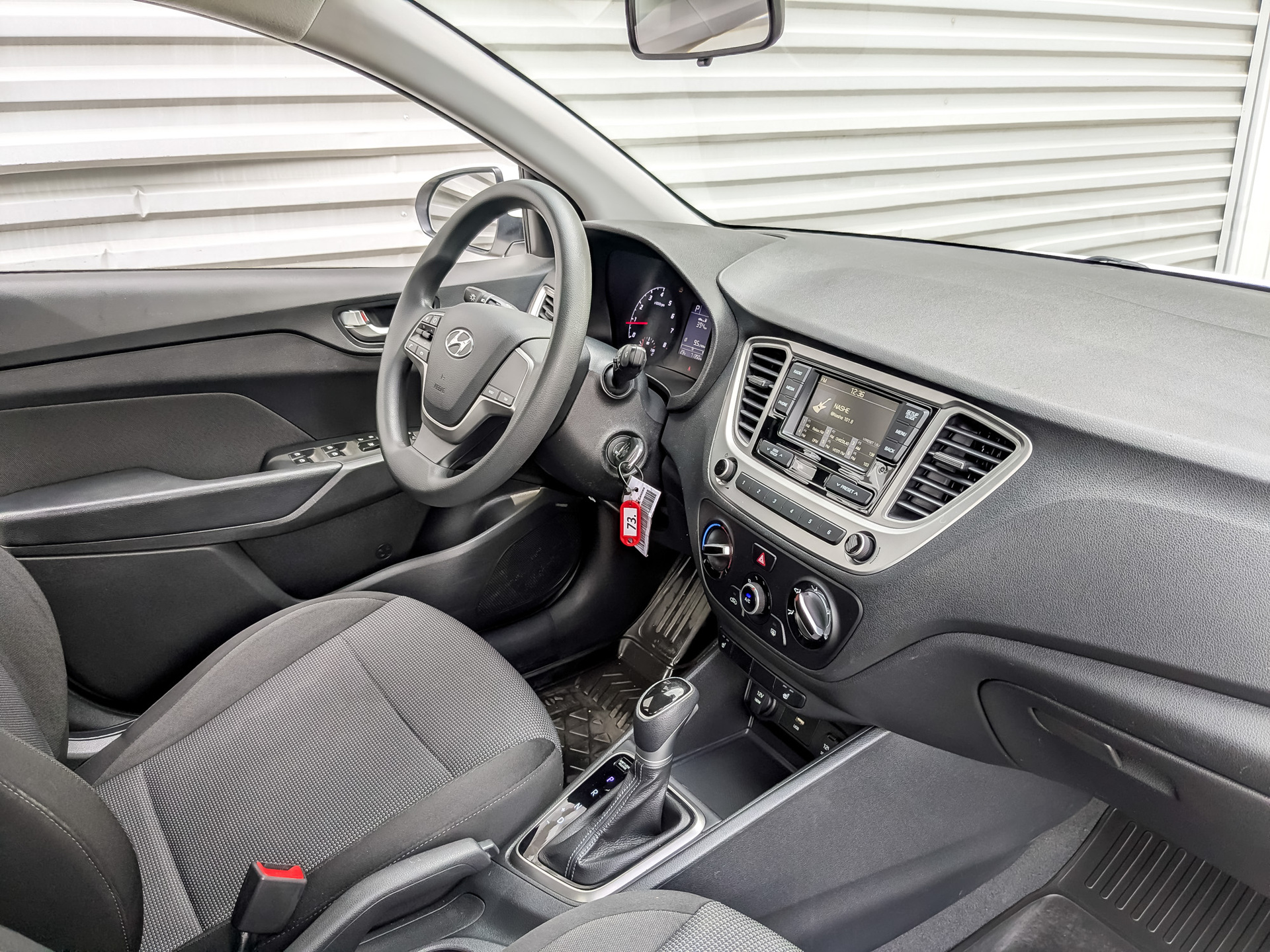 HYUNDAI Solaris 1.60 (123 л.с), автомат, 2022, пробег 71 339 км