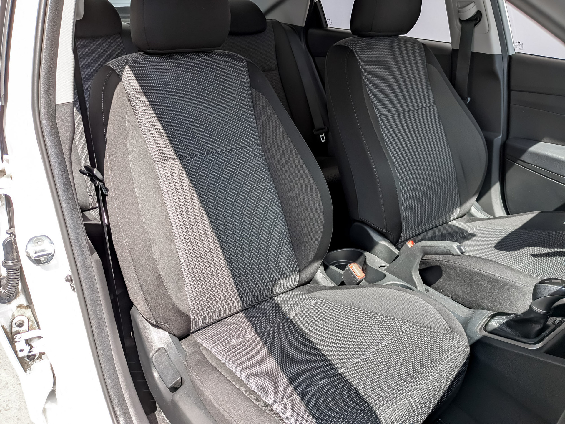 HYUNDAI Solaris 1.60 (123 л.с), автомат, 2022, пробег 83 879 км