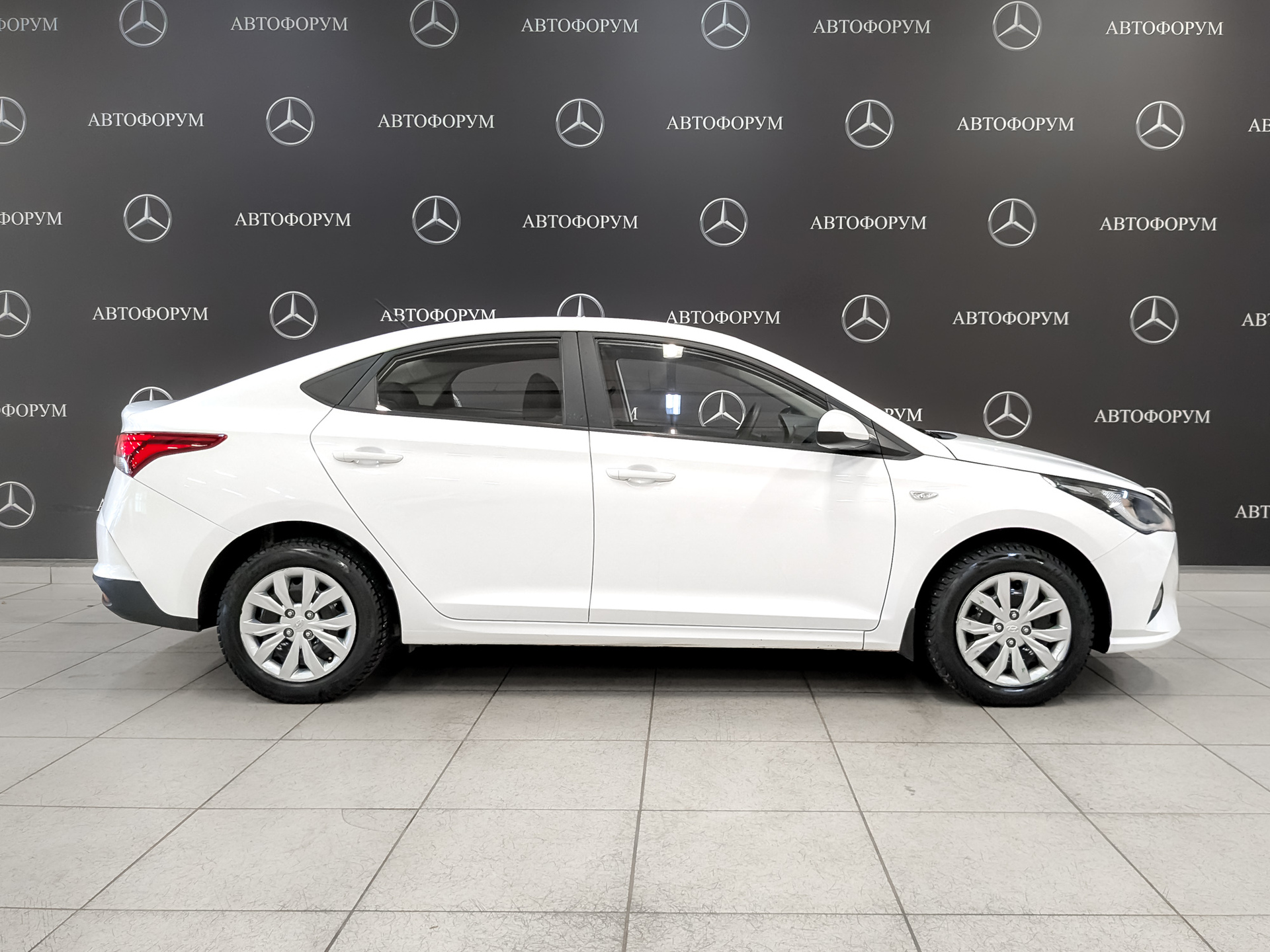 HYUNDAI Solaris 1.60 (123 л.с), автомат, 2022, пробег 81 240 км