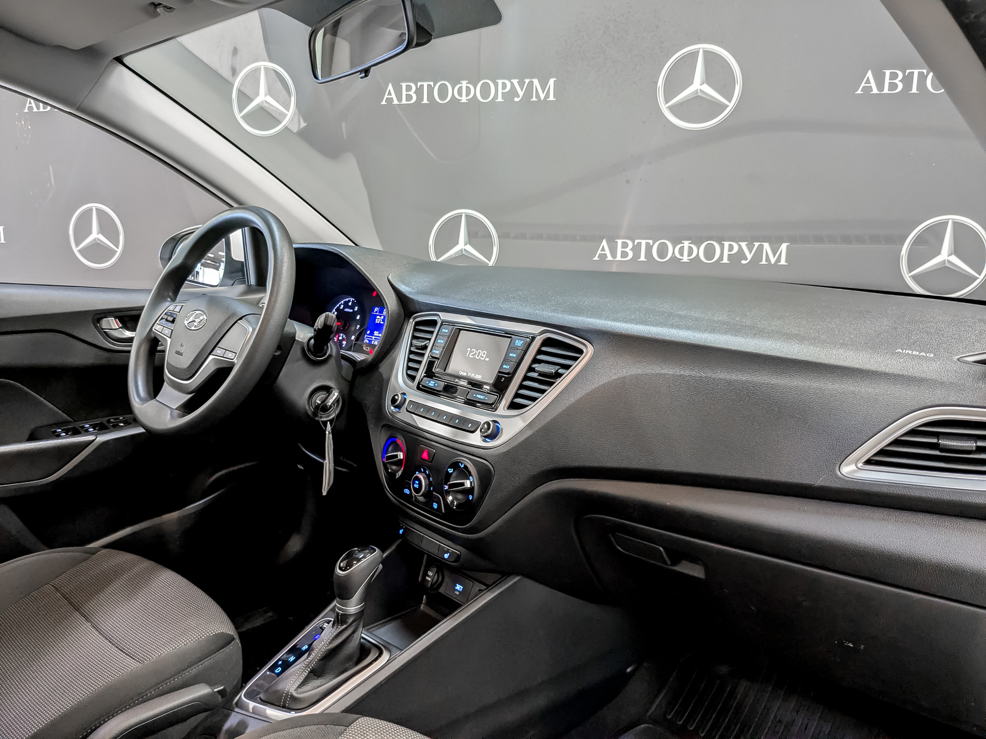HYUNDAI Solaris 1.60 (123 л.с), автомат, 2022, пробег 81 240 км