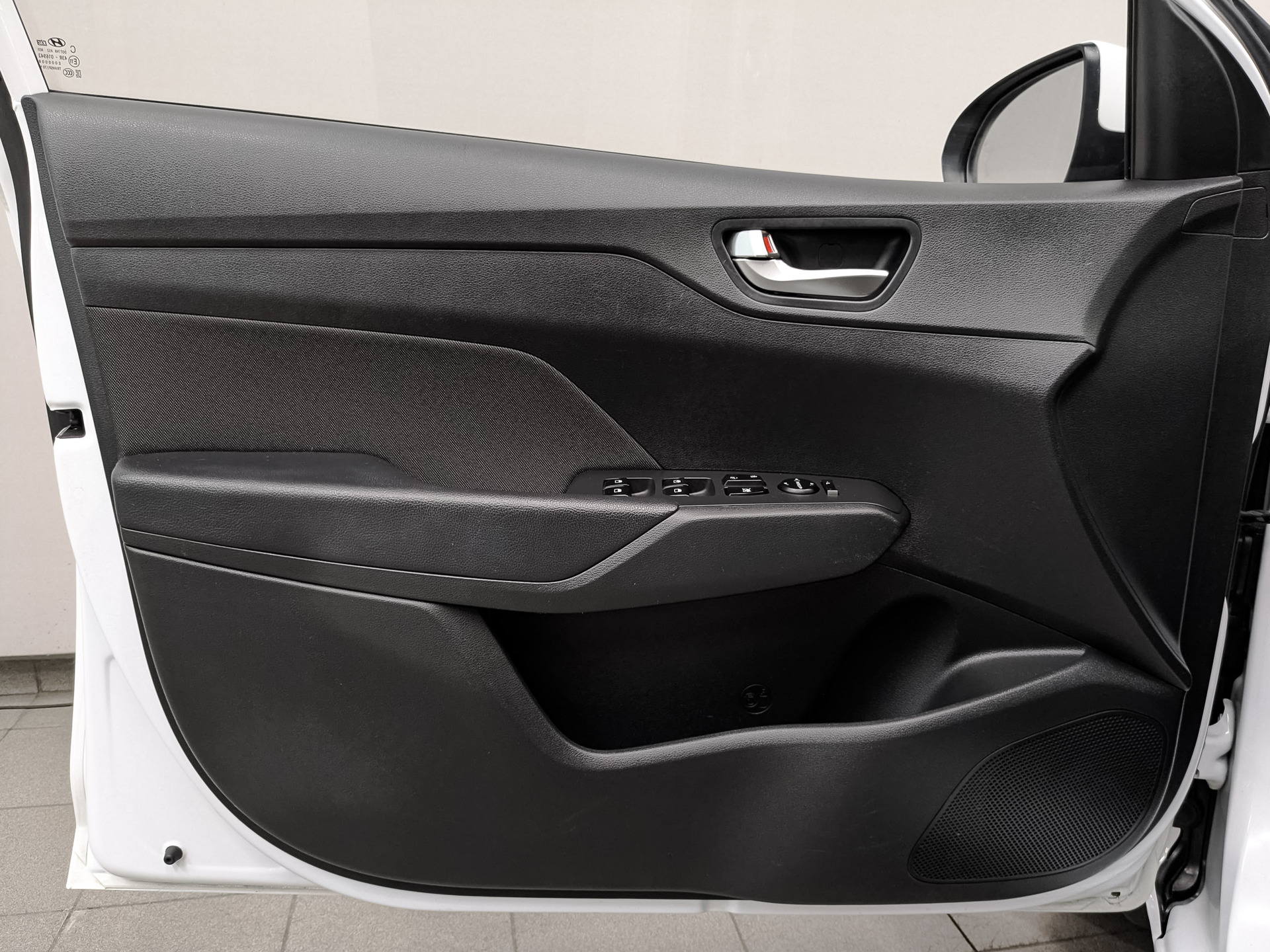 HYUNDAI Solaris 1.60 (123 л.с), автомат, 2022, пробег 66 122 км