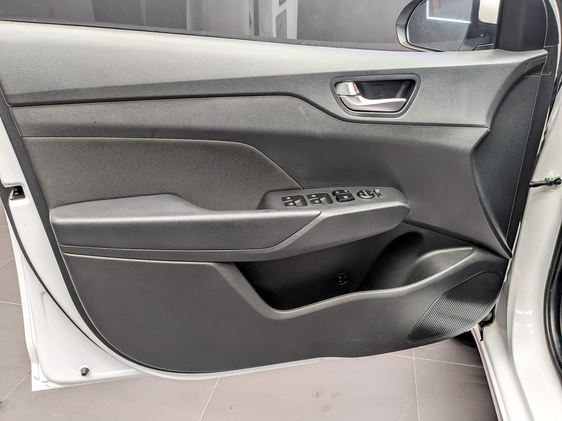 HYUNDAI Solaris 1.60 (123 л.с), автомат, 2022, пробег 57 569 км