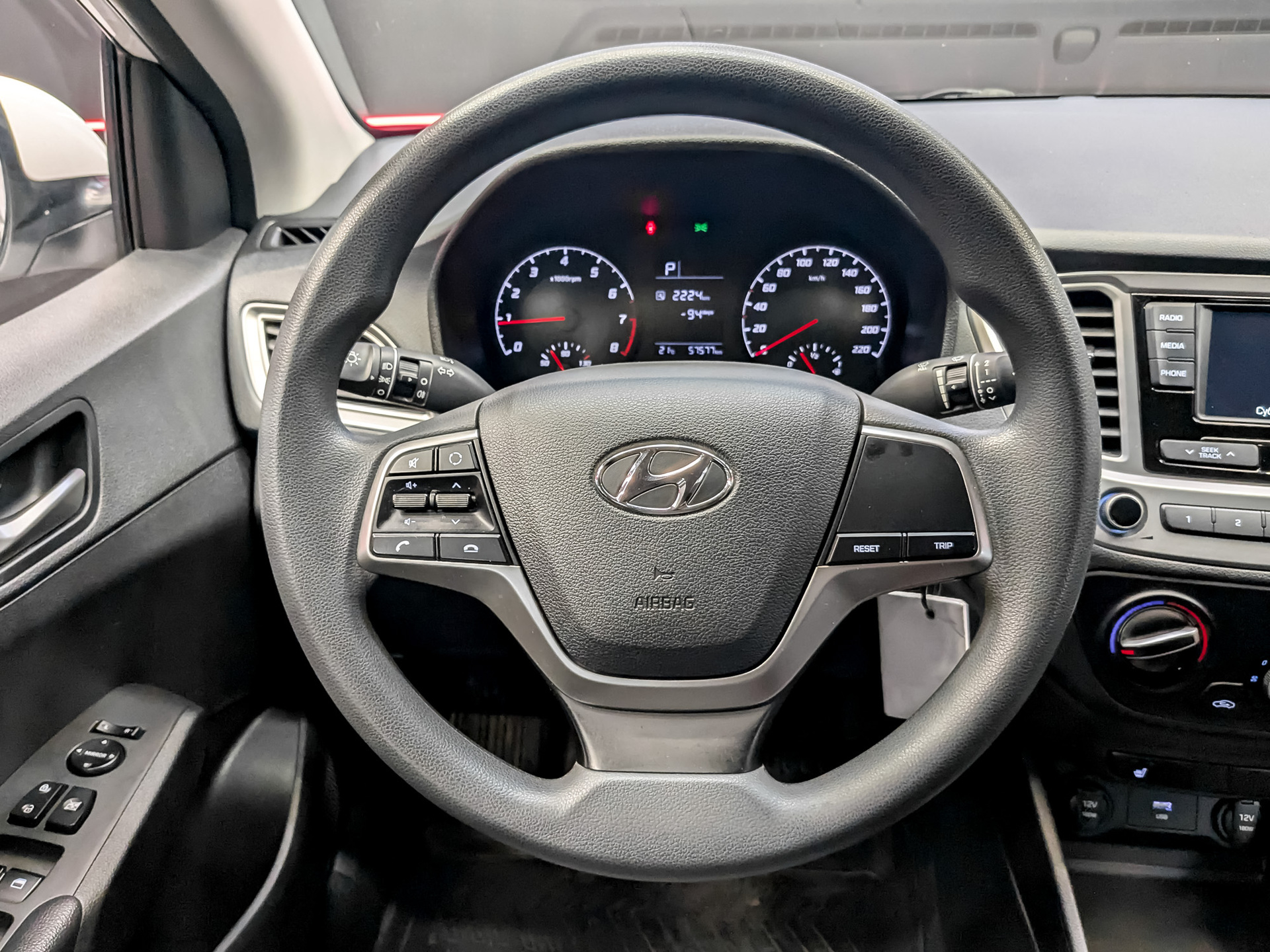 HYUNDAI Solaris 1.60 (123 л.с), автомат, 2022, пробег 57 569 км
