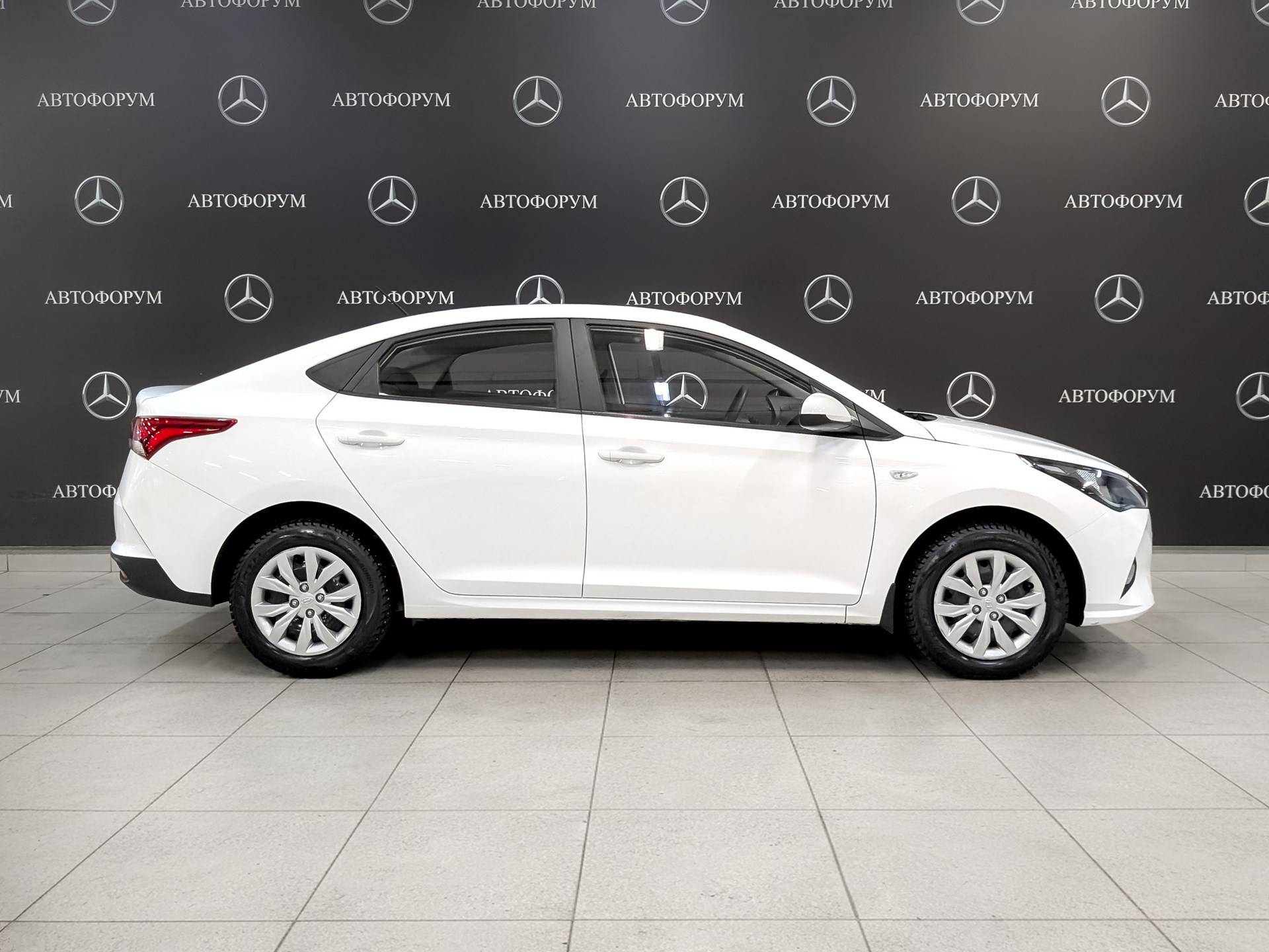 HYUNDAI Solaris 1.60 (123 л.с), автомат, 2022, пробег 71 375 км
