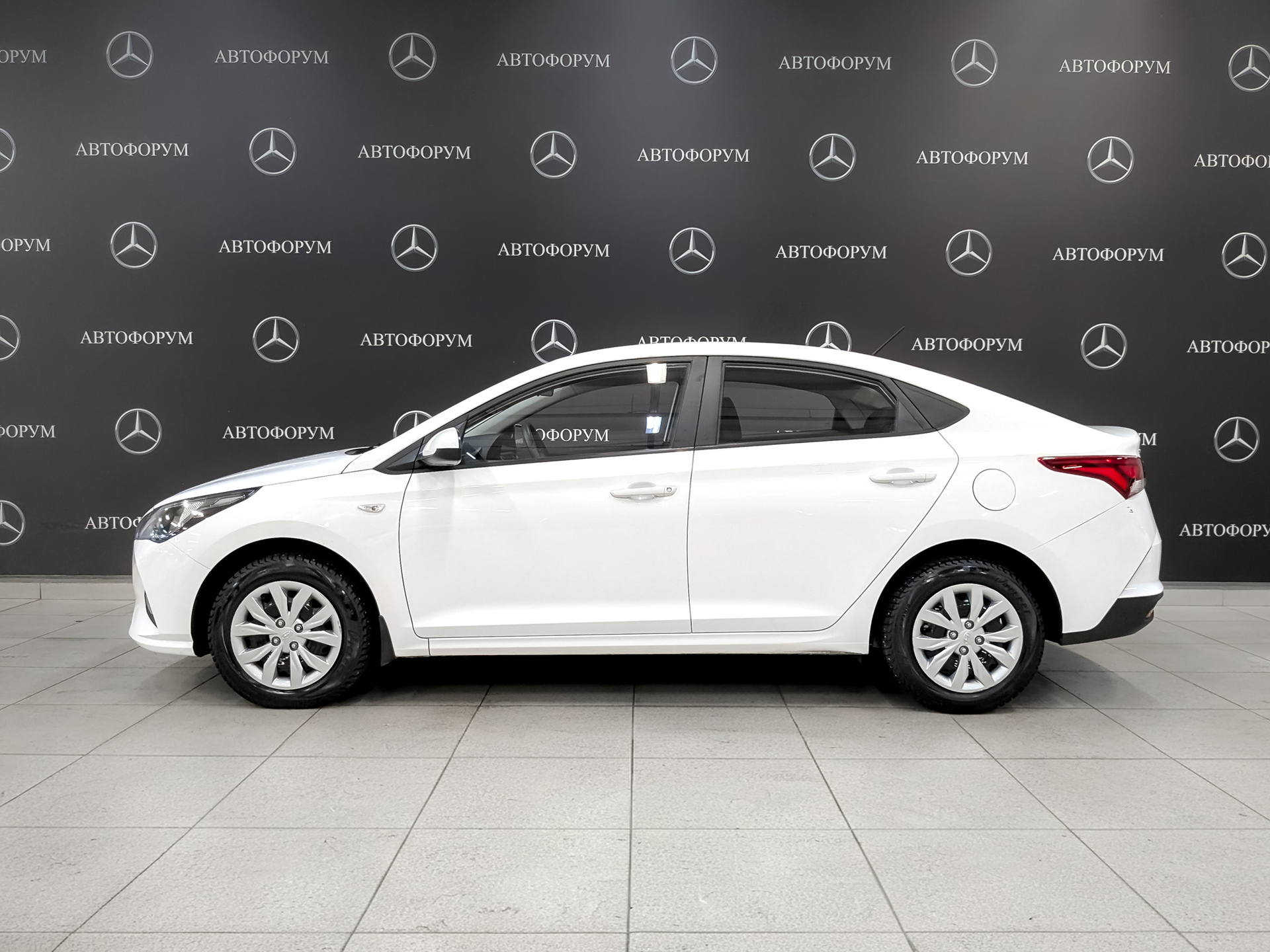 HYUNDAI Solaris 1.60 (123 л.с), автомат, 2022, пробег 71 375 км