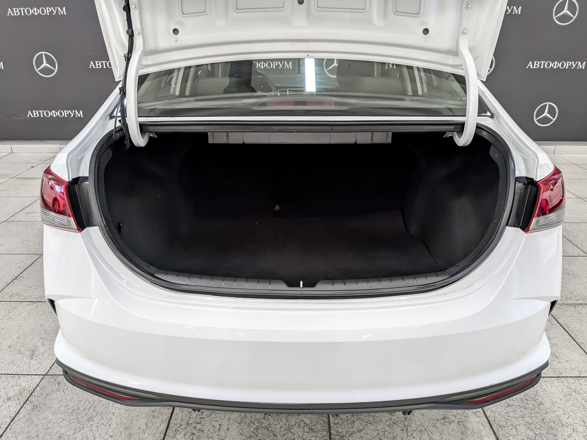 HYUNDAI Solaris 1.60 (123 л.с), автомат, 2022, пробег 71 375 км