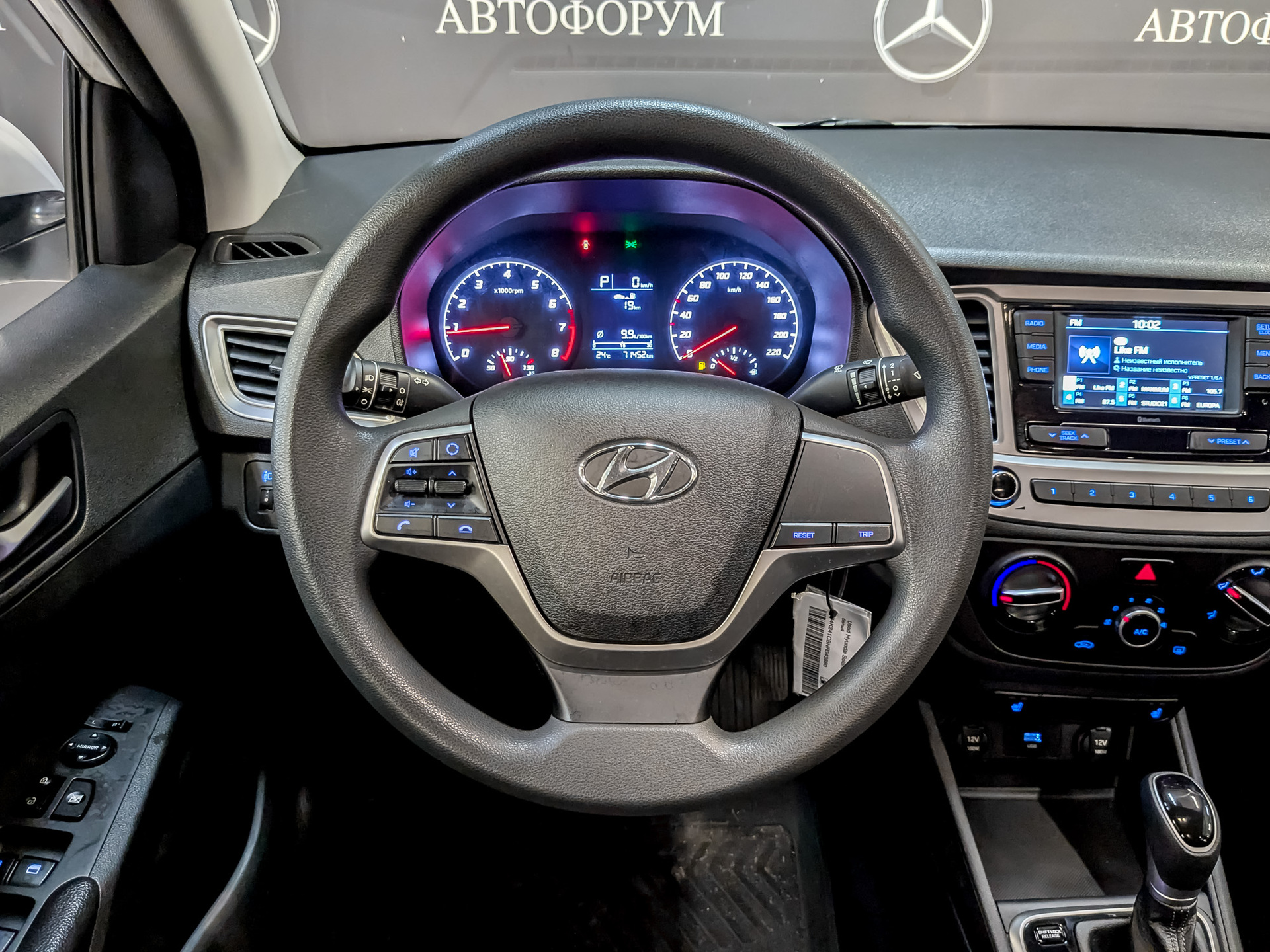 HYUNDAI Solaris 1.60 (123 л.с), автомат, 2022, пробег 71 375 км