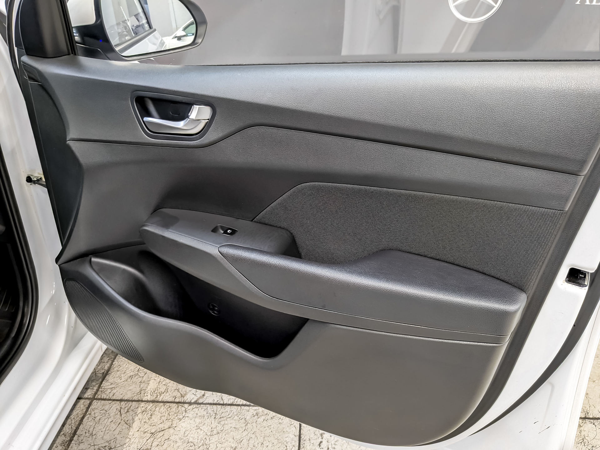 HYUNDAI Solaris 1.60 (123 л.с), автомат, 2022, пробег 71 375 км