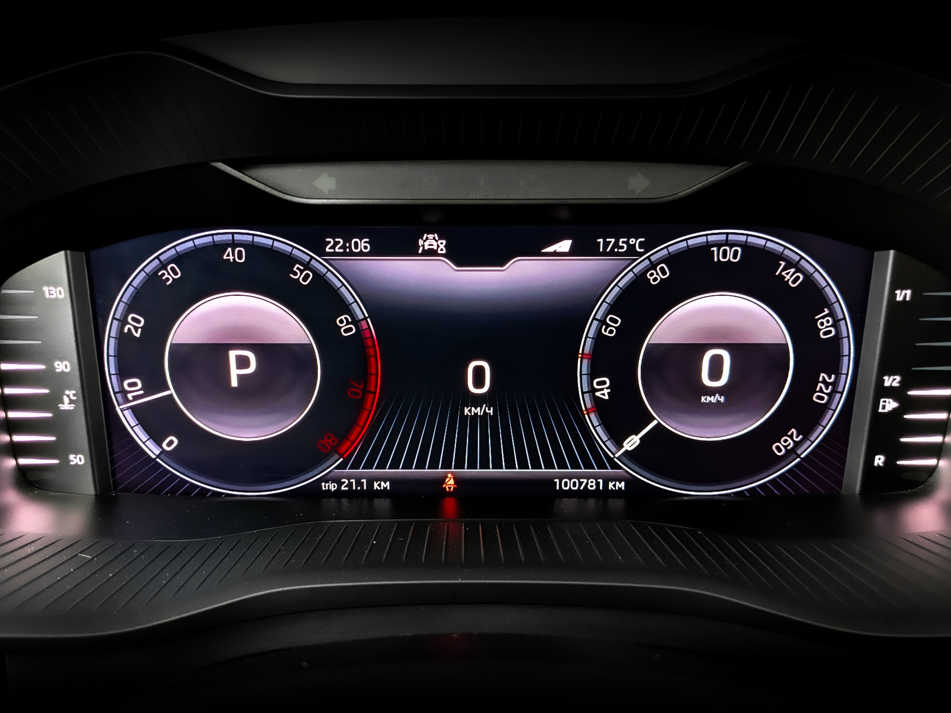 SKODA Kodiaq 2.00 (180 л.с), автомат, 2021, пробег 100 760 км
